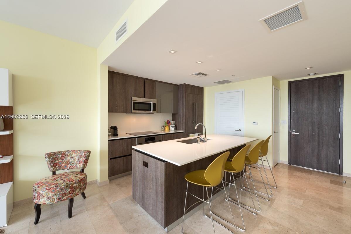 image Reach Brickell City Centre9