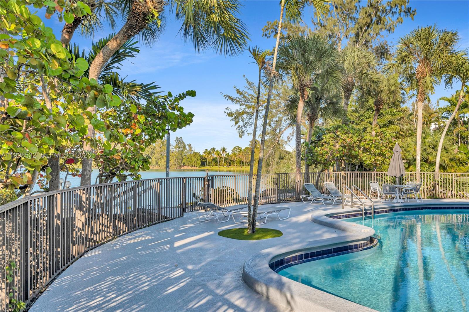 7018 SW 53rd Ln Miami, FL 33155