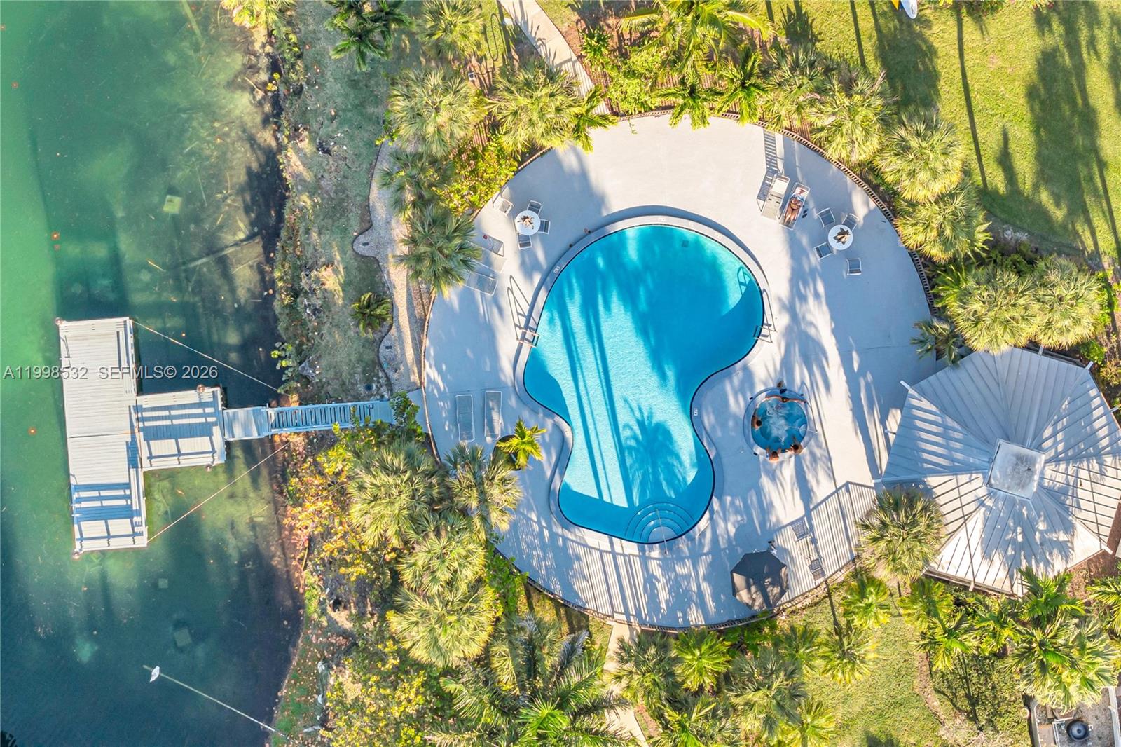 7018 SW 53rd Ln Miami, FL 33155