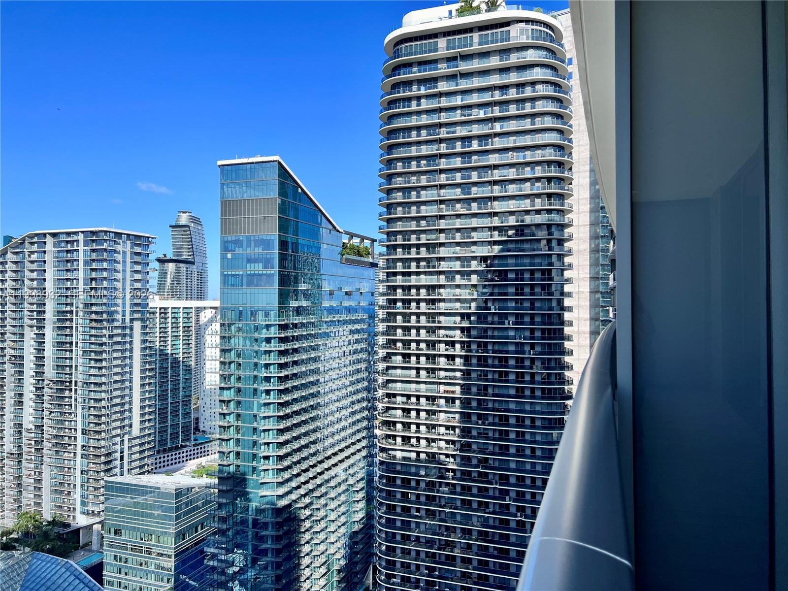 image Brickell Heights West12