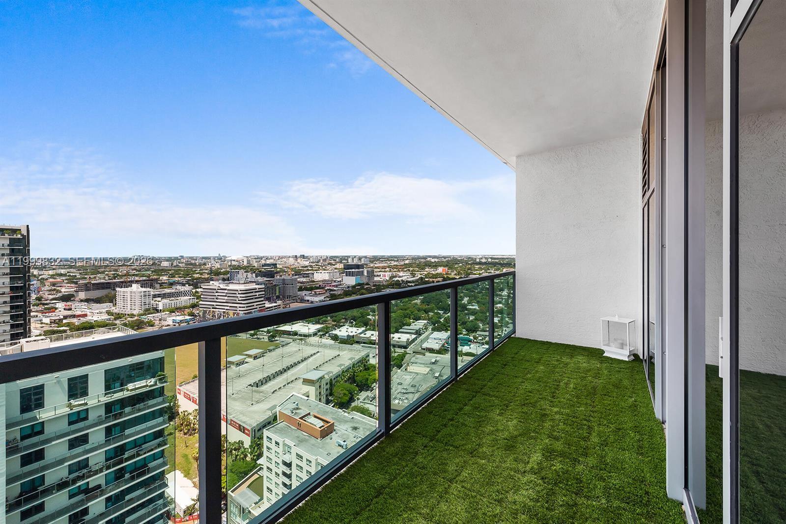 image 4 Midtown9
