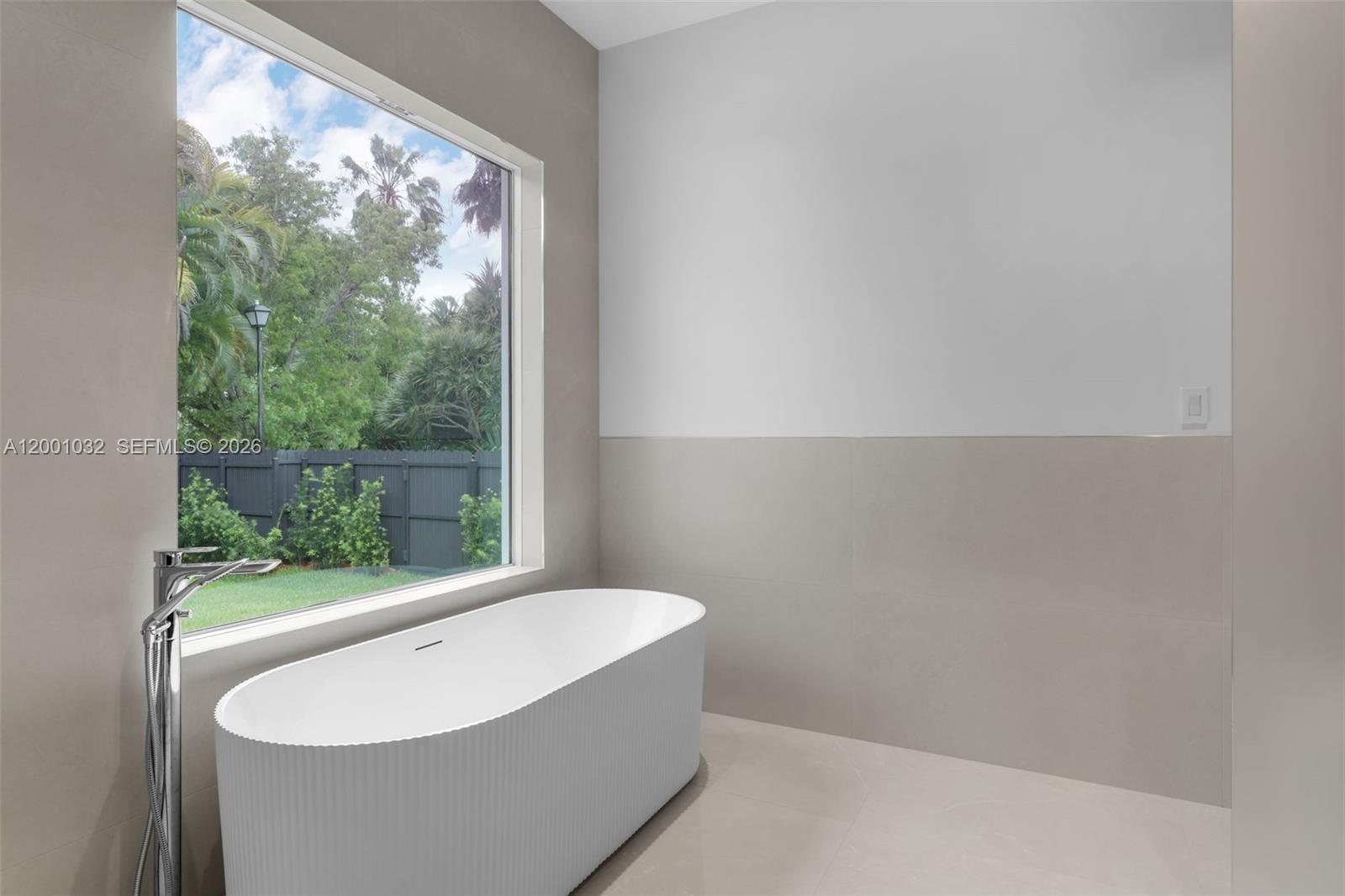 7980 SW 184th Ter Cutler Bay, FL 33157