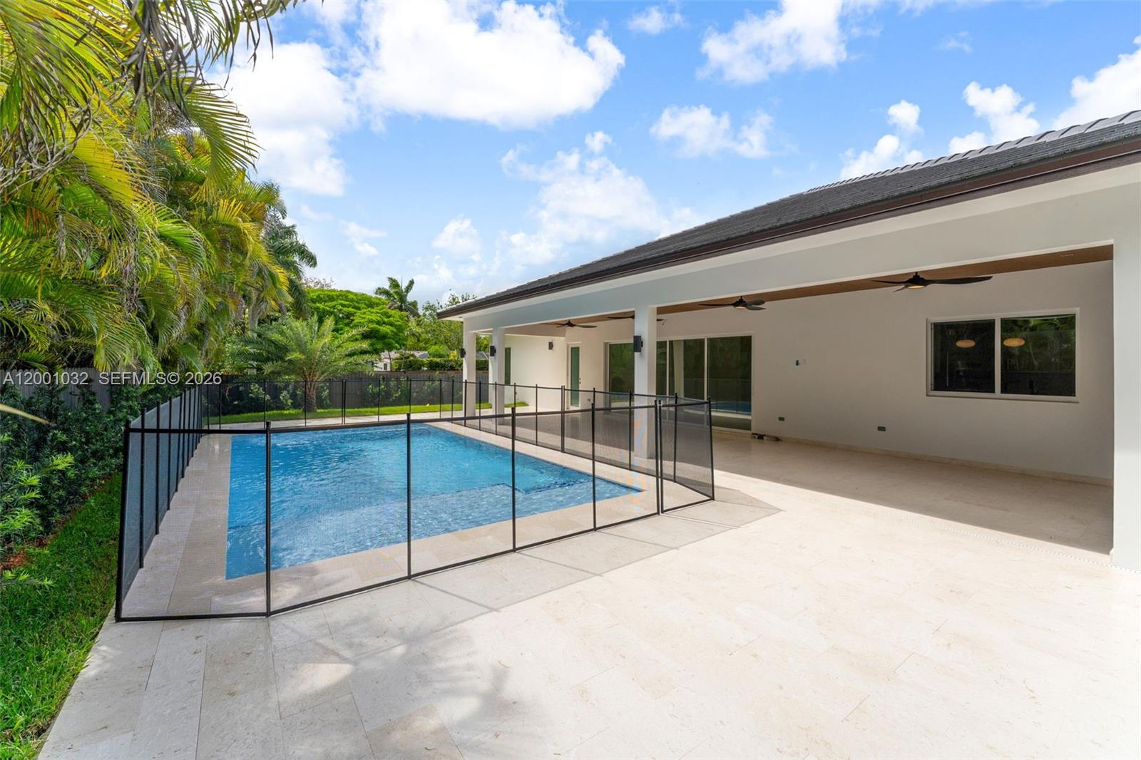 7980 SW 184th Ter Cutler Bay, FL 33157