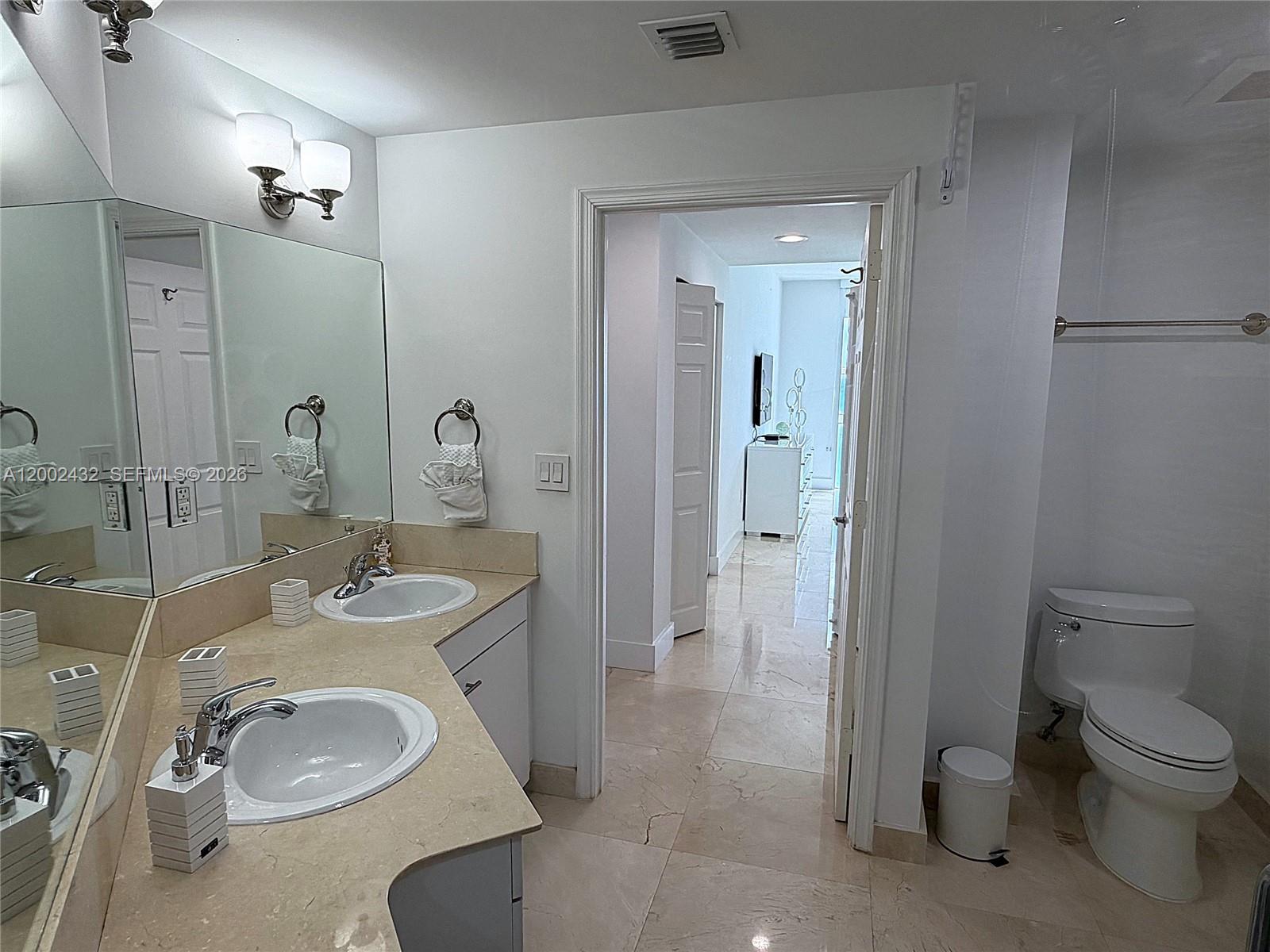image 2080 Ocean Drive20