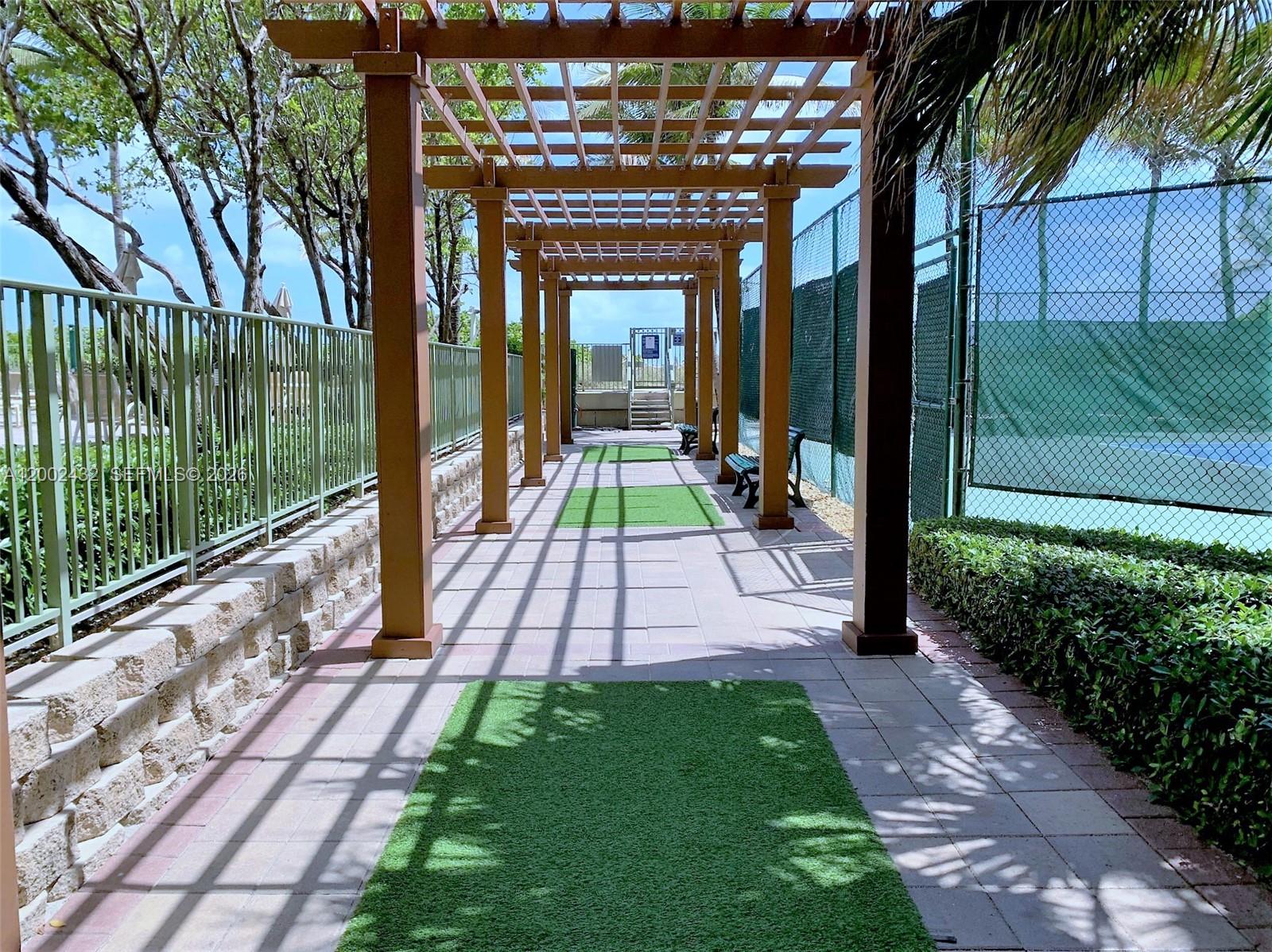 image 2080 Ocean Drive38