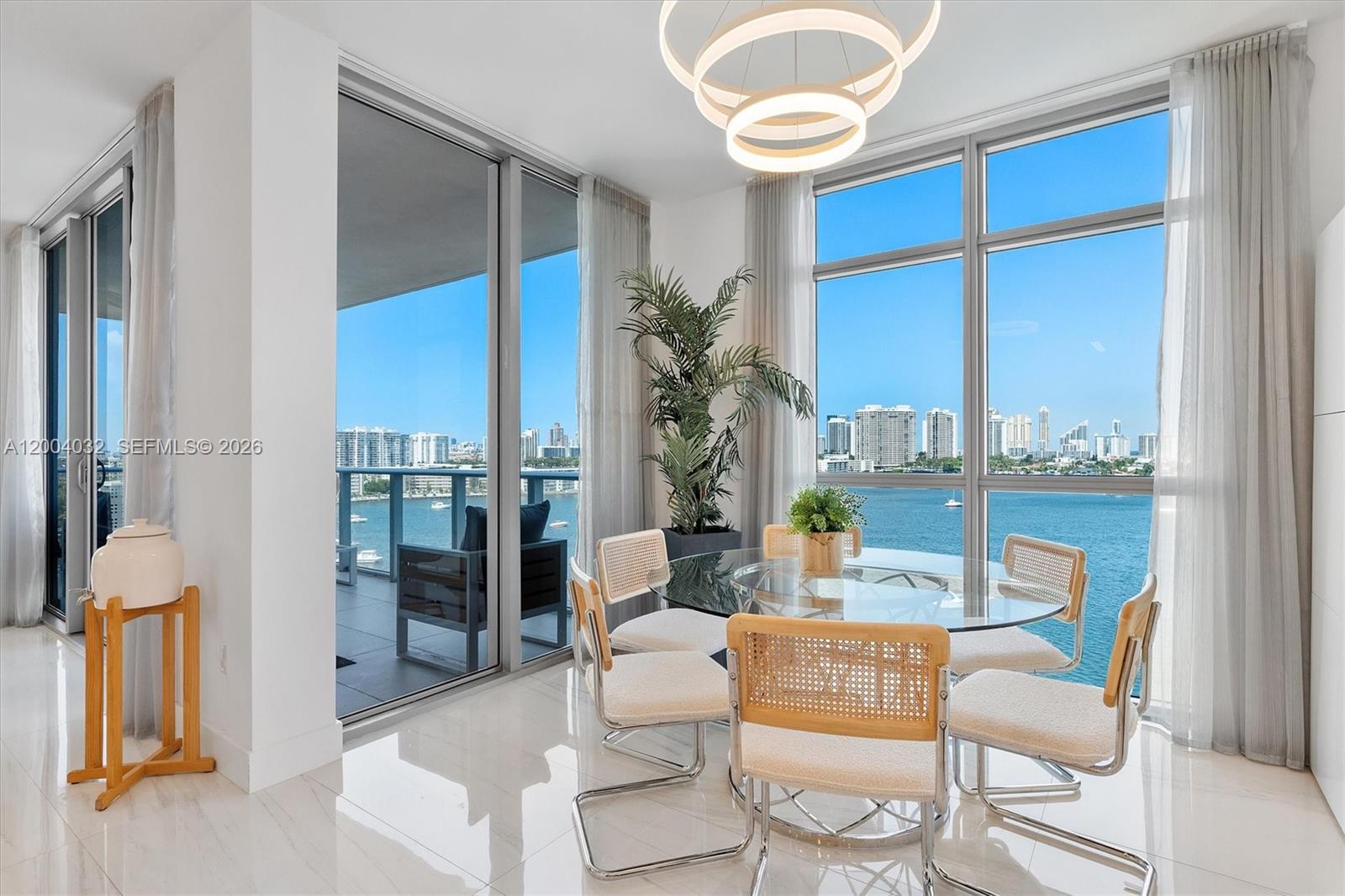 image Marina Palms Residen13