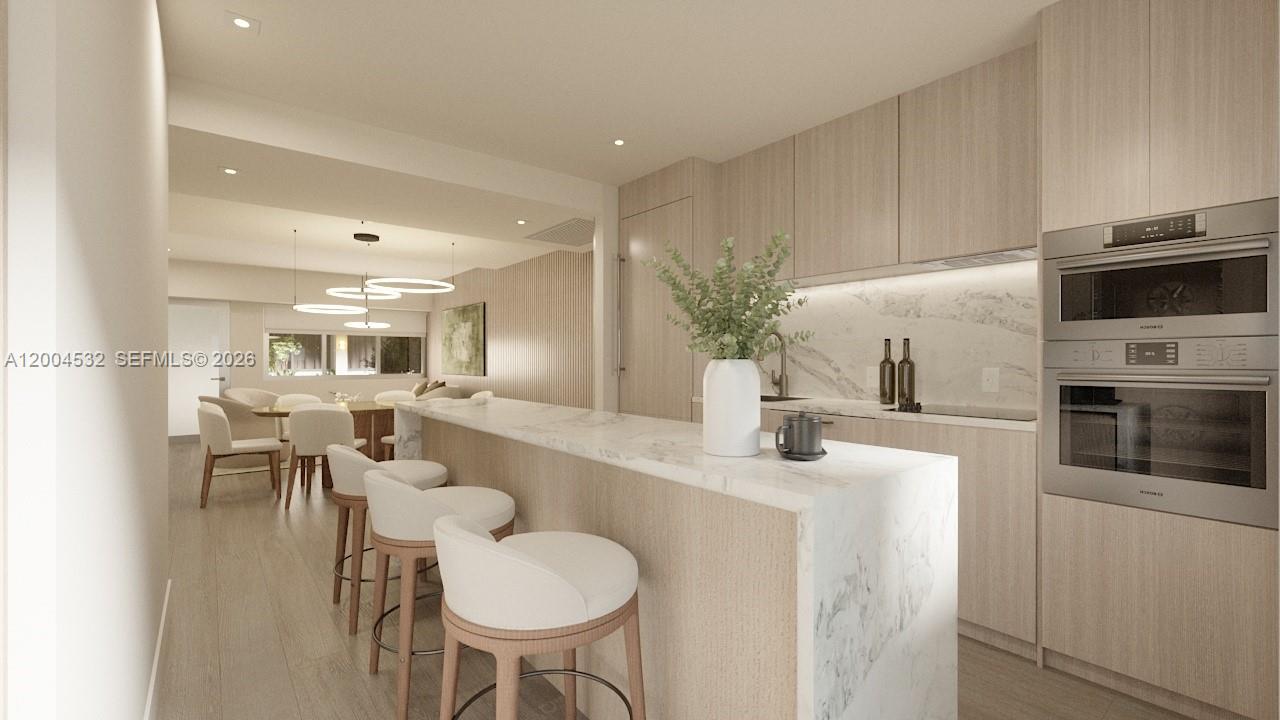 250 Collins Ave #109