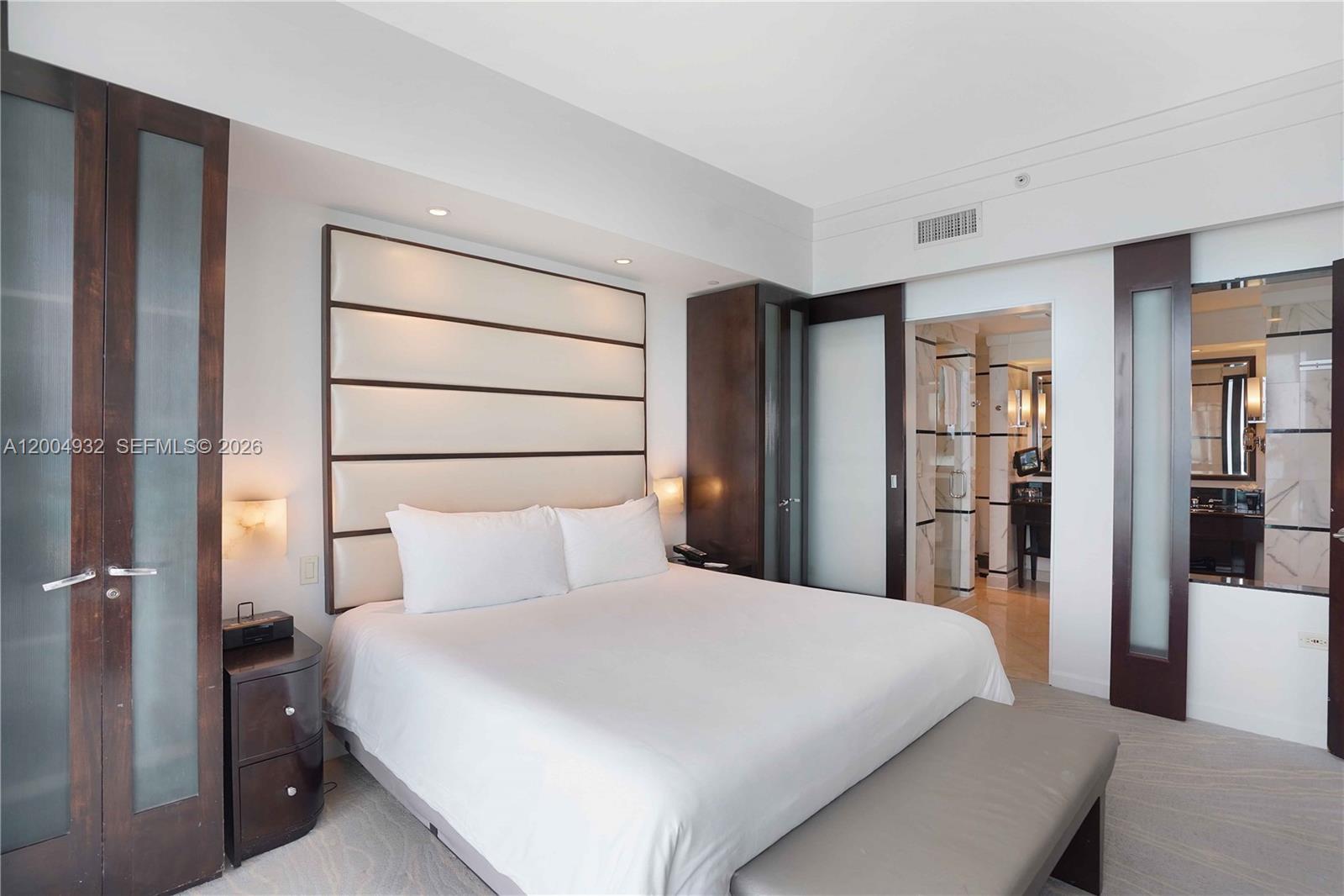 4391 Collins Ave #709 Miami Beach, FL 33140