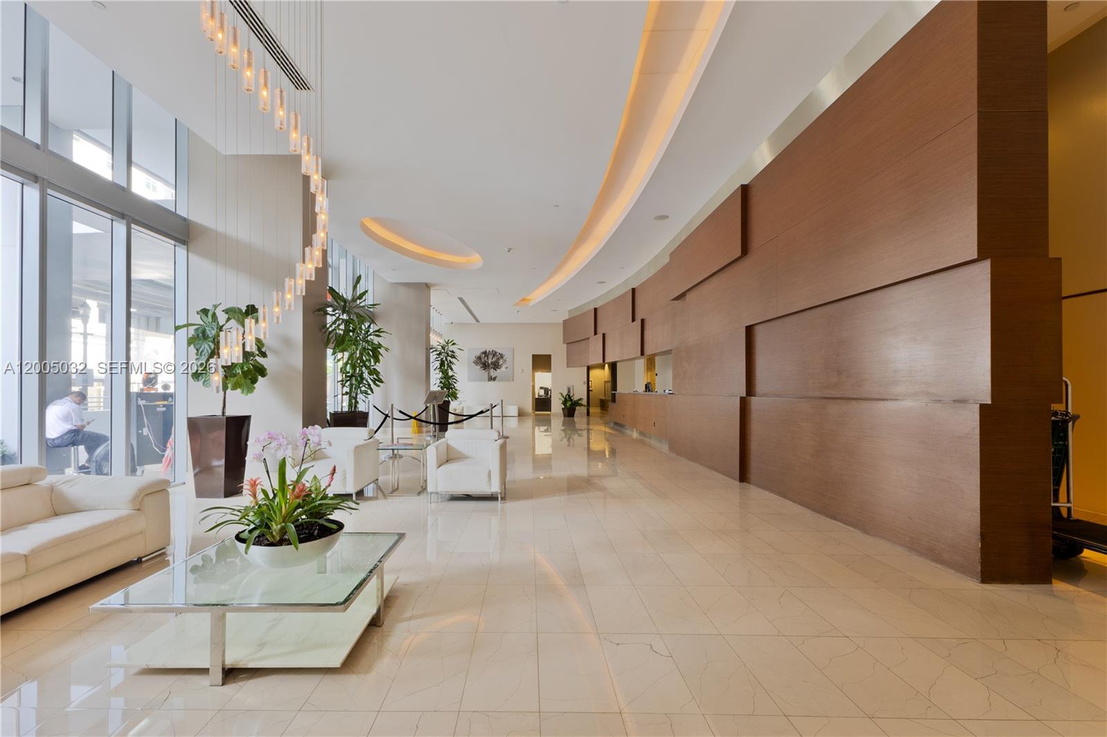 1111 SW 1st Ave #LPH3820-