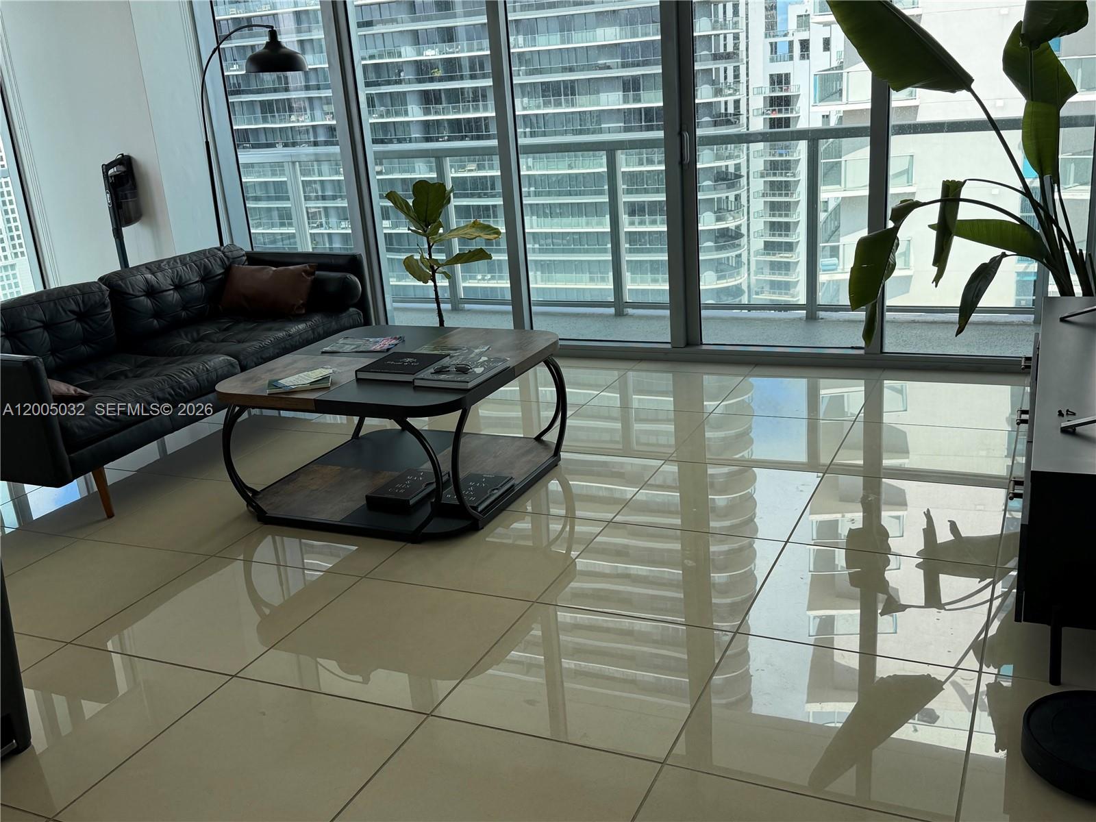 image Axis on Brickell North2