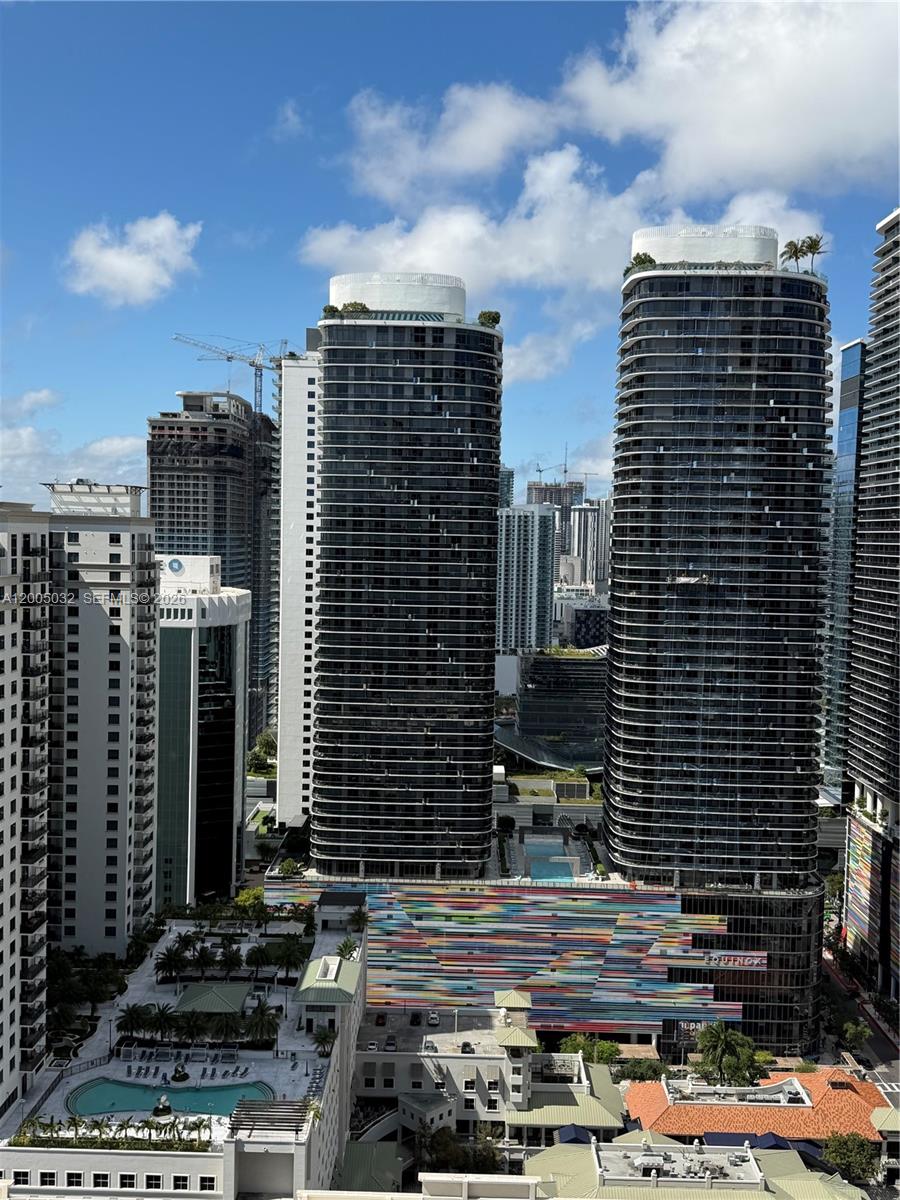 image Axis on Brickell North4