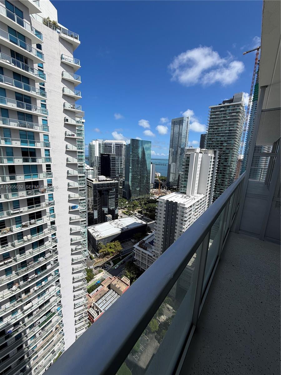 image Axis on Brickell North6
