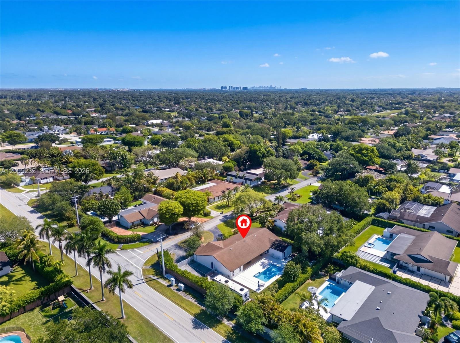 10124 SW 130th Ter Miami, FL 33176