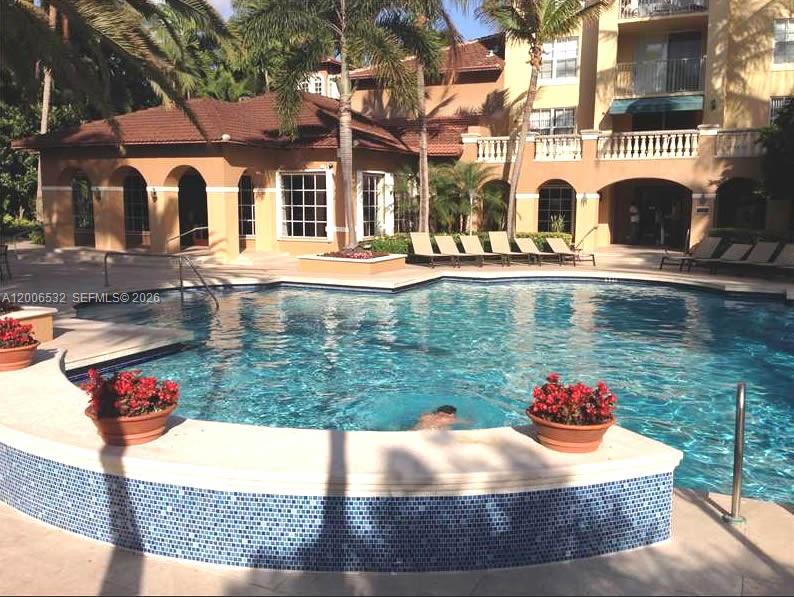 19999 E Country Clb Dr #1303