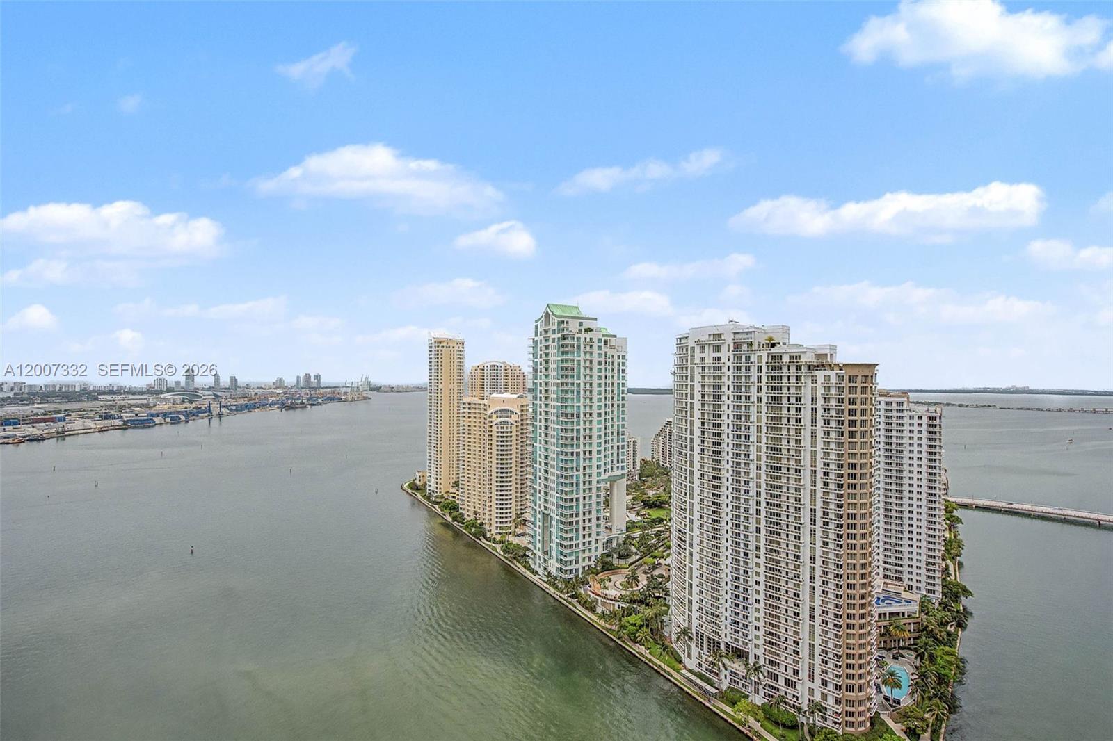300 Biscayne Blvd #3203 Miami, FL 33131