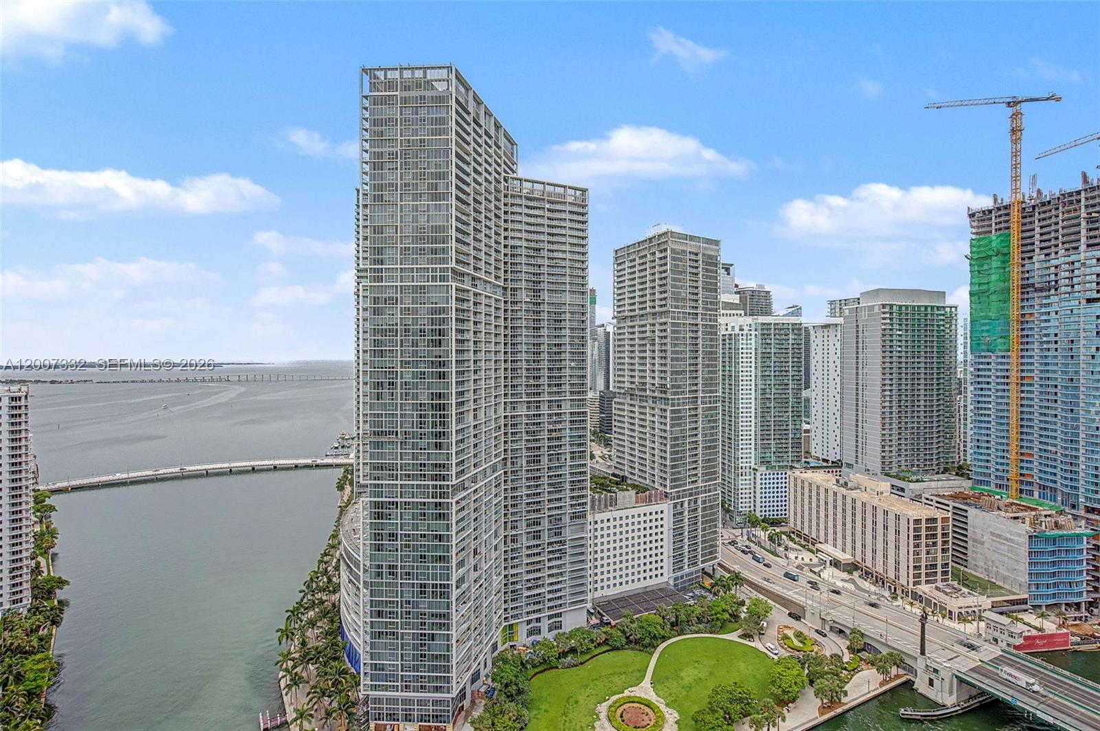 300 Biscayne Blvd #3203 Miami, FL 33131
