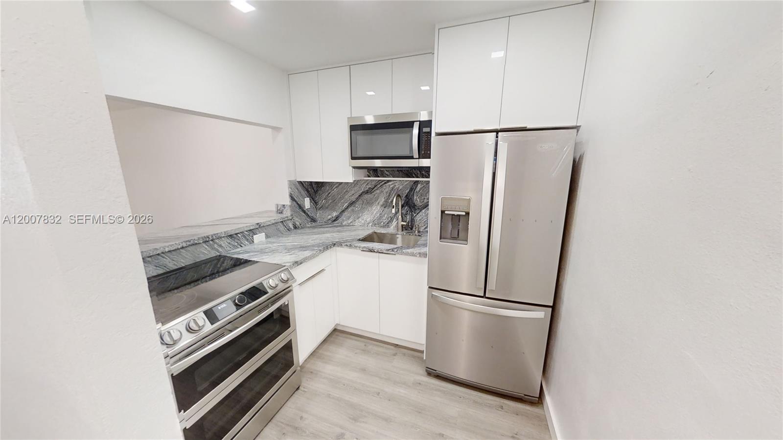 1441 Lincoln Rd #309