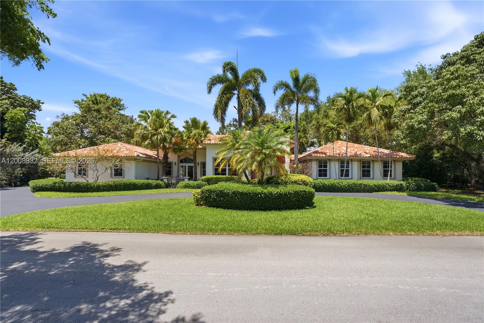 7455 SW 125th St Pinecrest, FL 33156