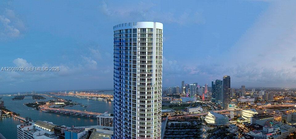 image Opera Tower0