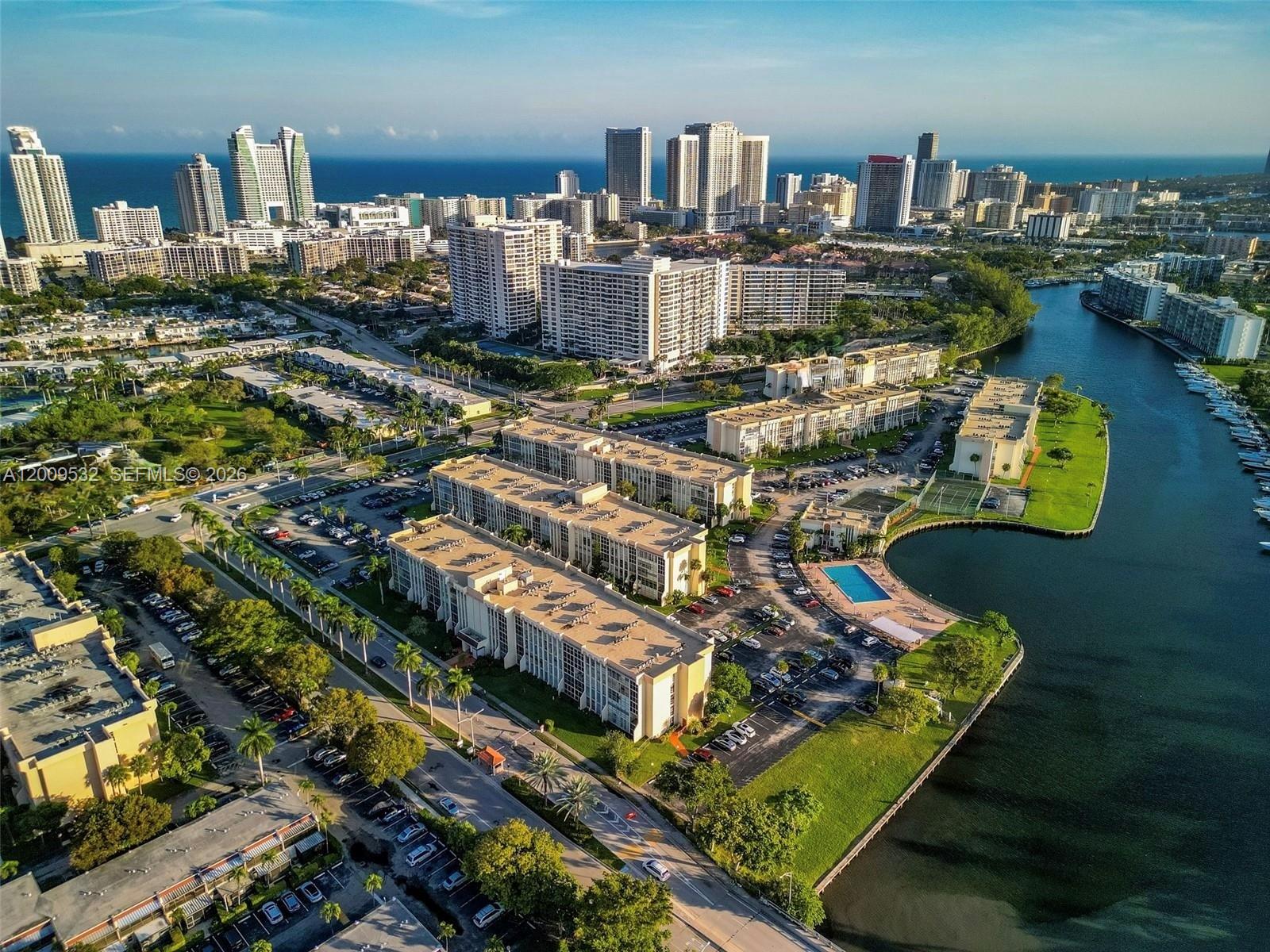 601 Three Iss Blvd #314