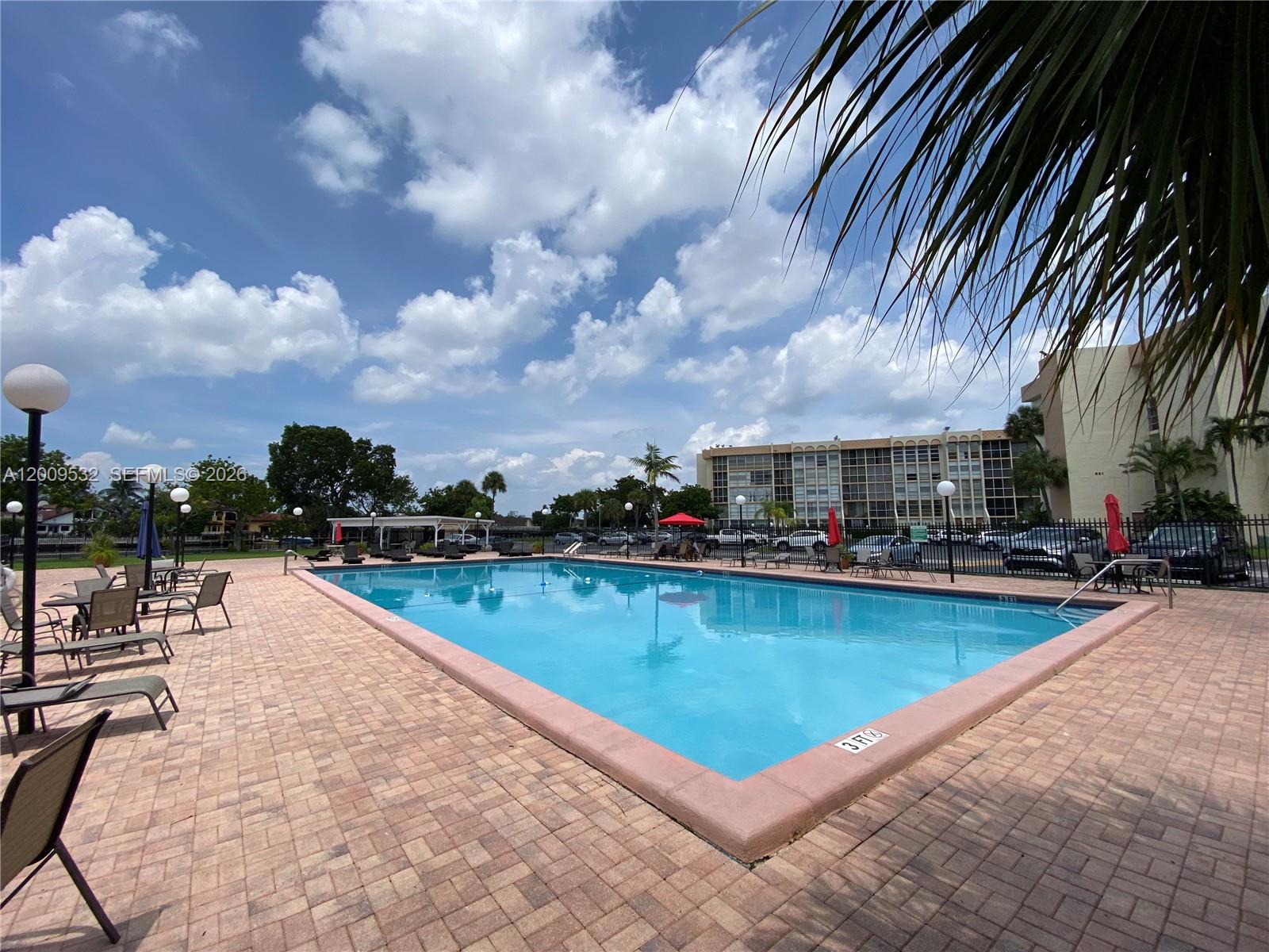 601 Three Iss Blvd #314 Hallandale Beach, FL 33009