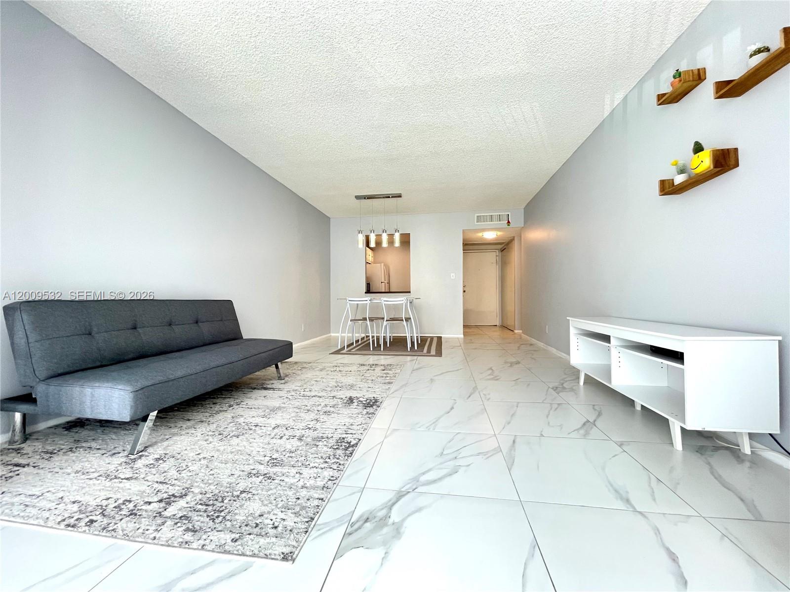 601 Three Iss Blvd #314 Hallandale Beach, FL 33009