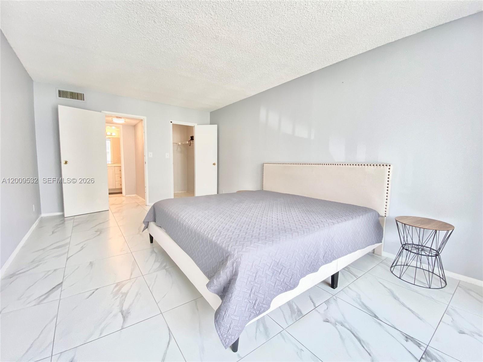 601 Three Iss Blvd #314 Hallandale Beach, FL 33009