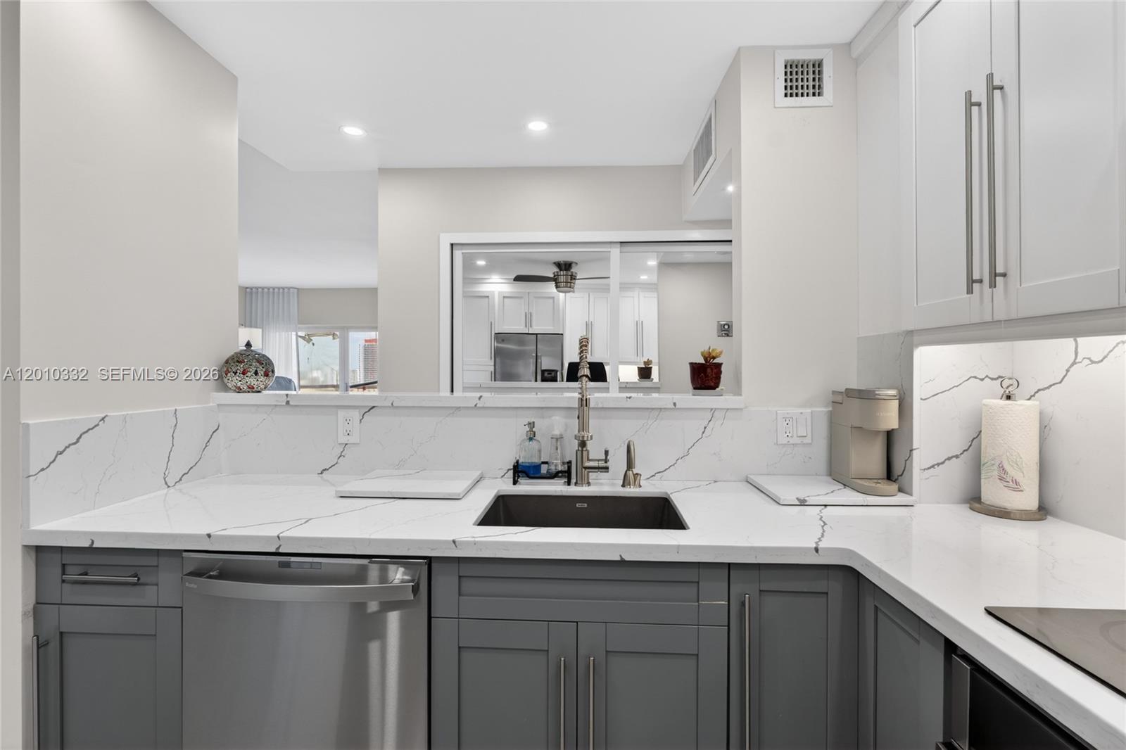 1985 S Ocean Dr #22H Hallandale Beach, FL 33009