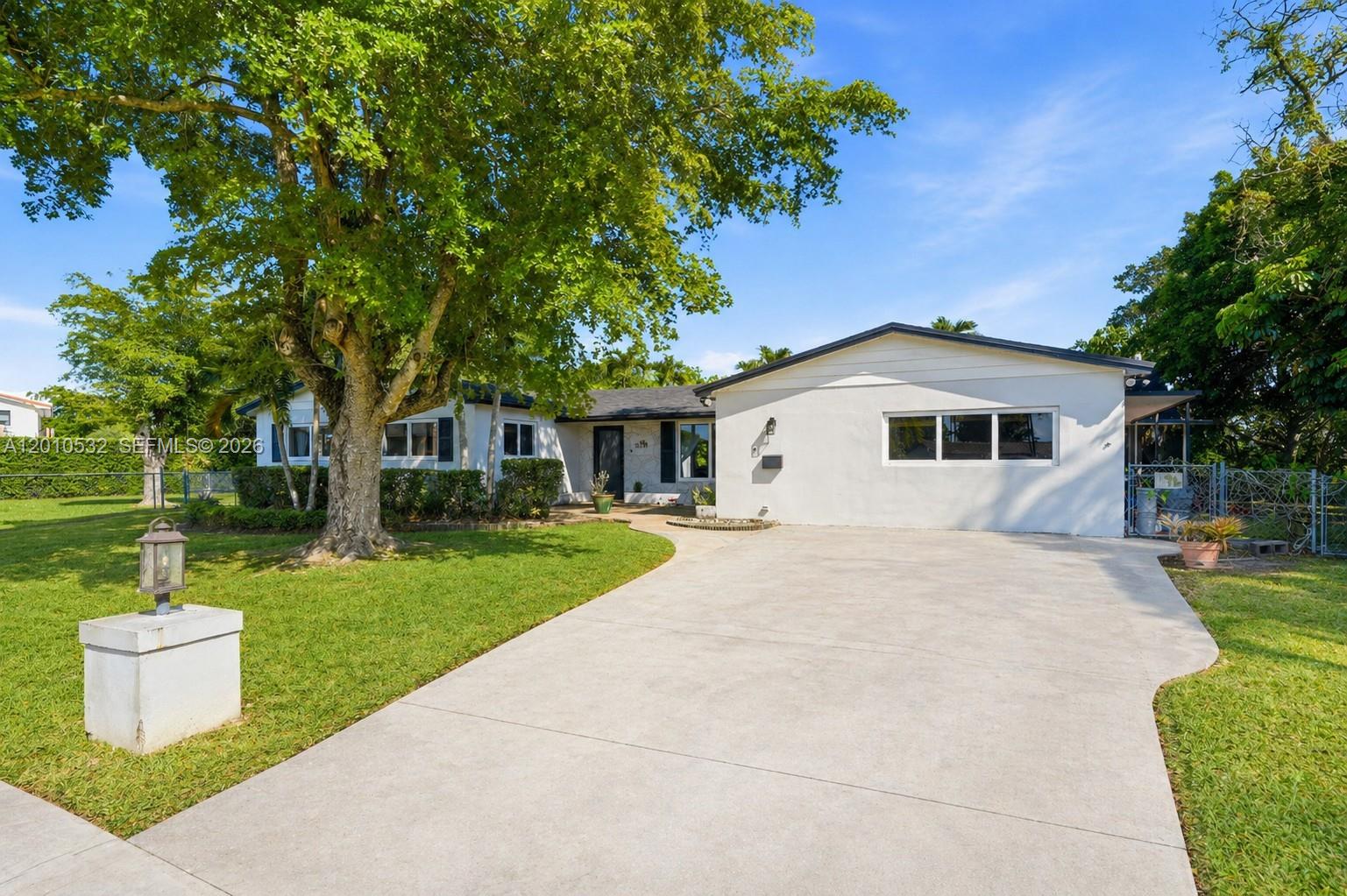 9331 SW 104th Ct Miami, FL 33176