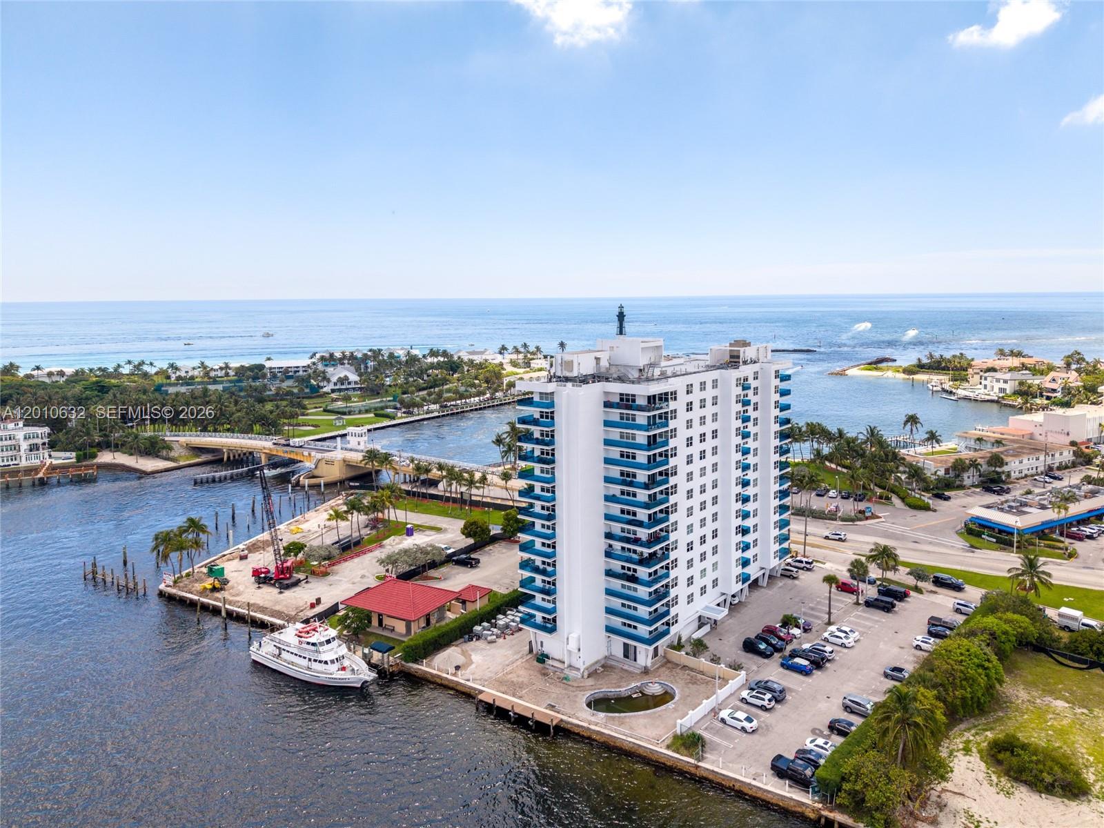 2639 N Riverside Dr #501