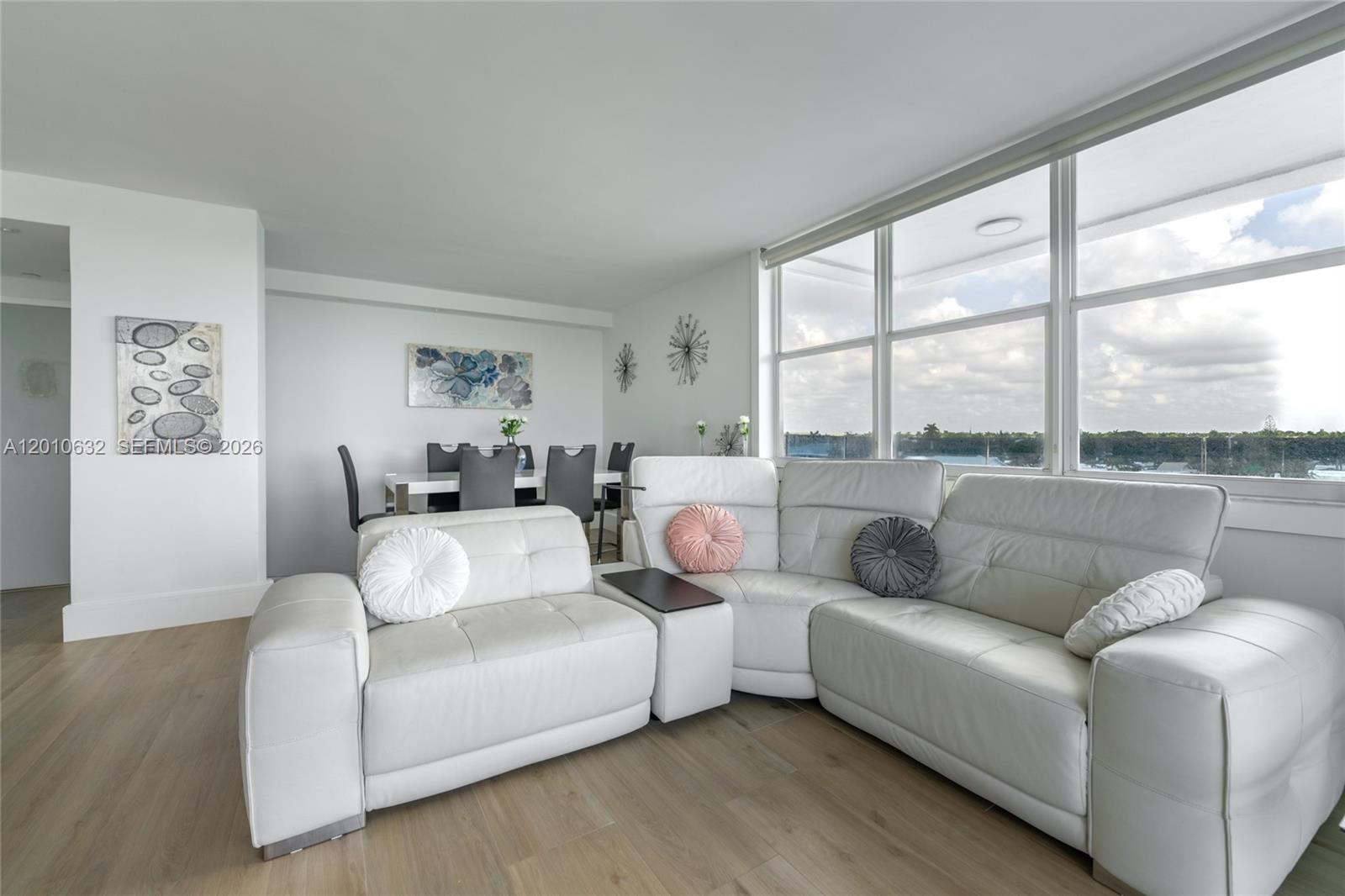 2639 N Riverside Dr #501 Pompano Beach, FL 33062