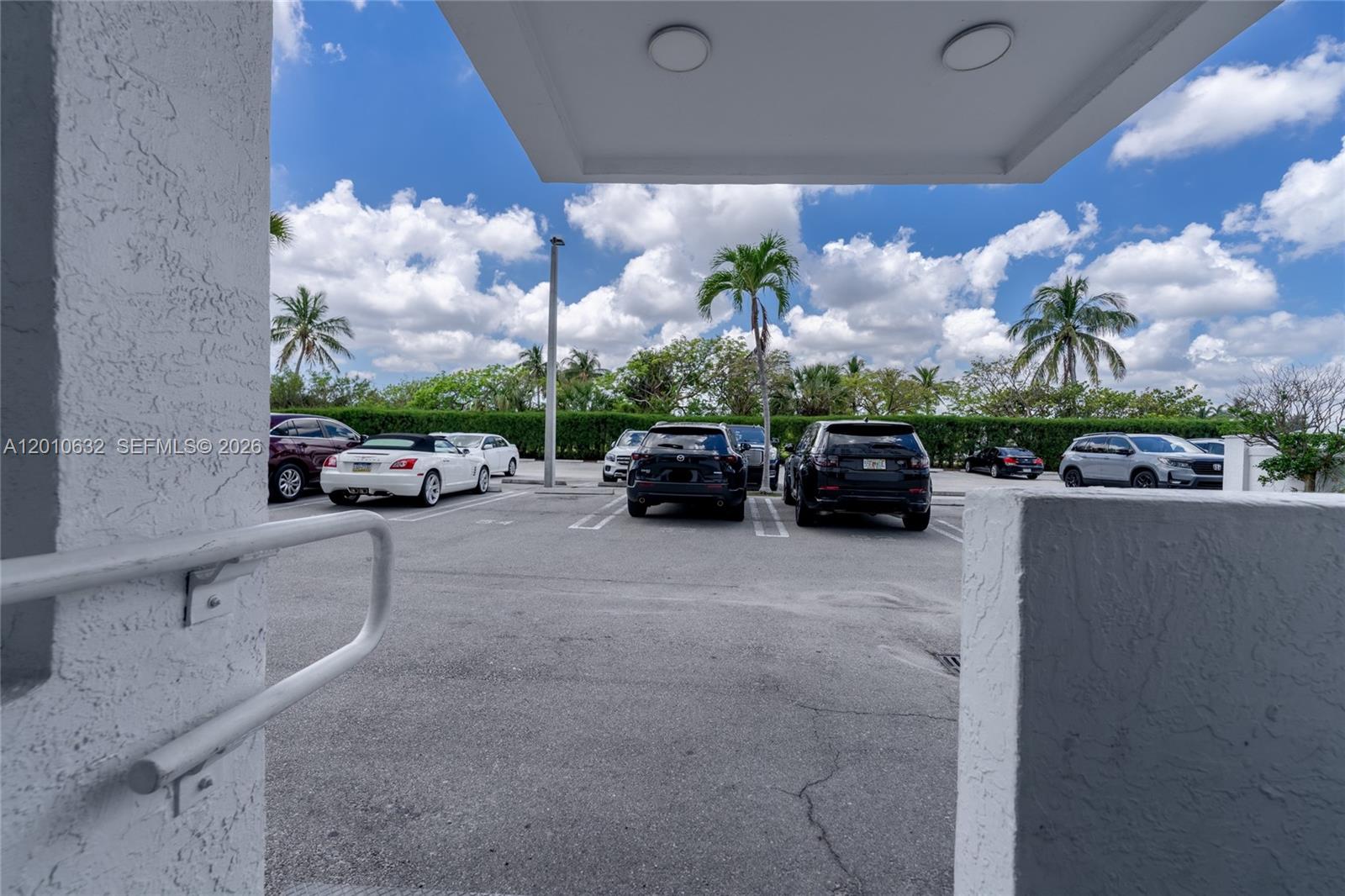 2639 N Riverside Dr #501 Pompano Beach, FL 33062