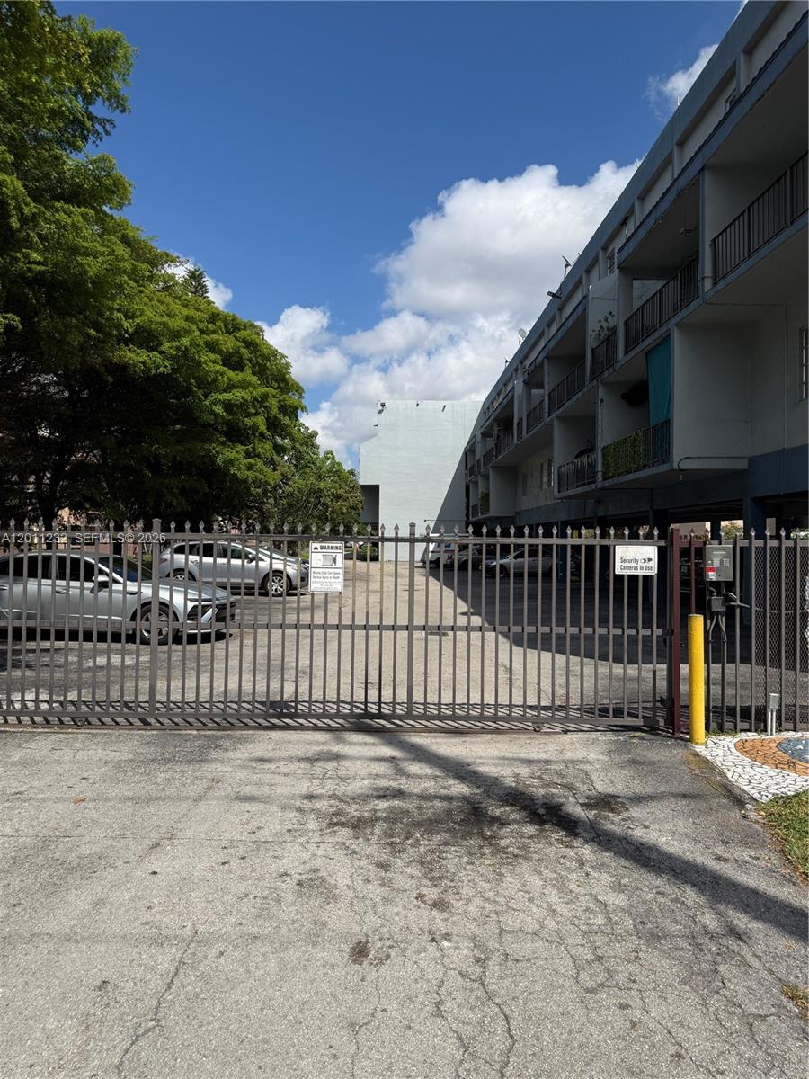 399 NW 72nd Ave #209