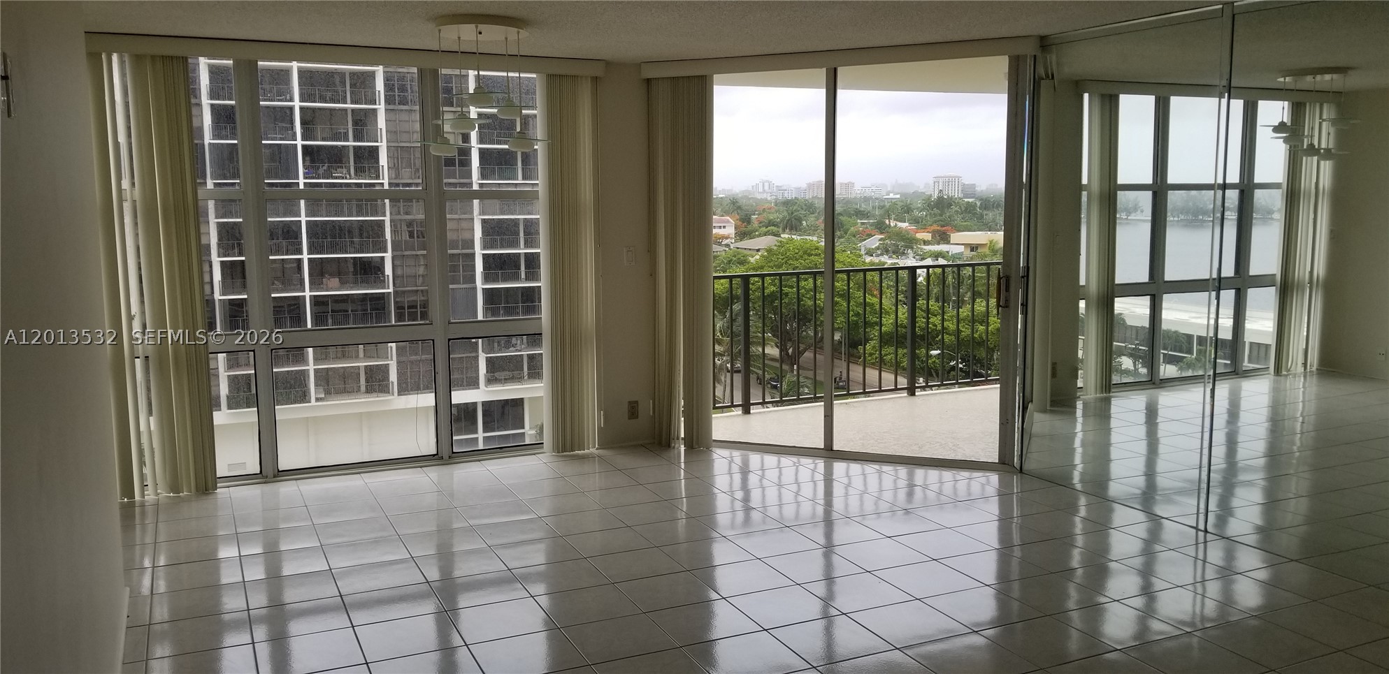image Brickell Place II3