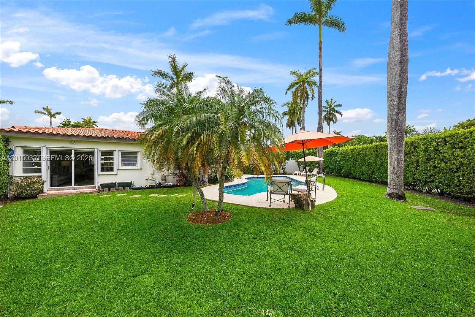363 S Hibiscus Dr Miami Beach, FL 33139