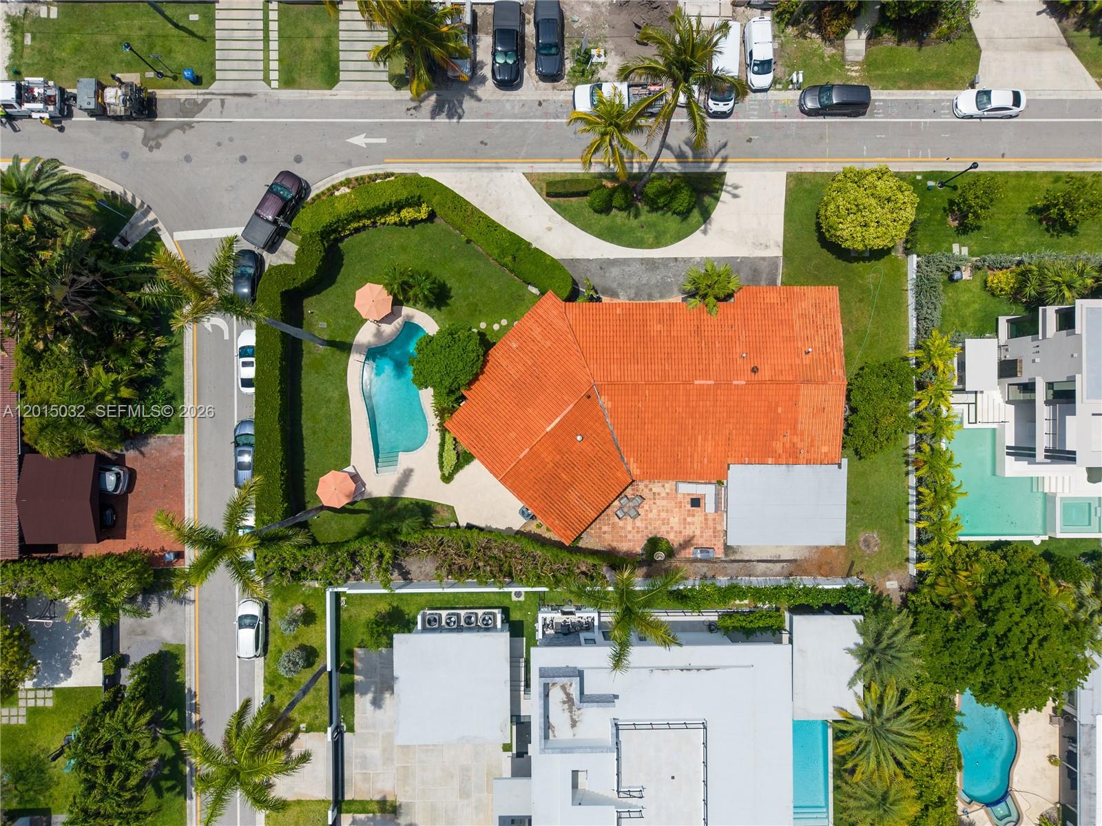 363 S Hibiscus Dr Miami Beach, FL 33139