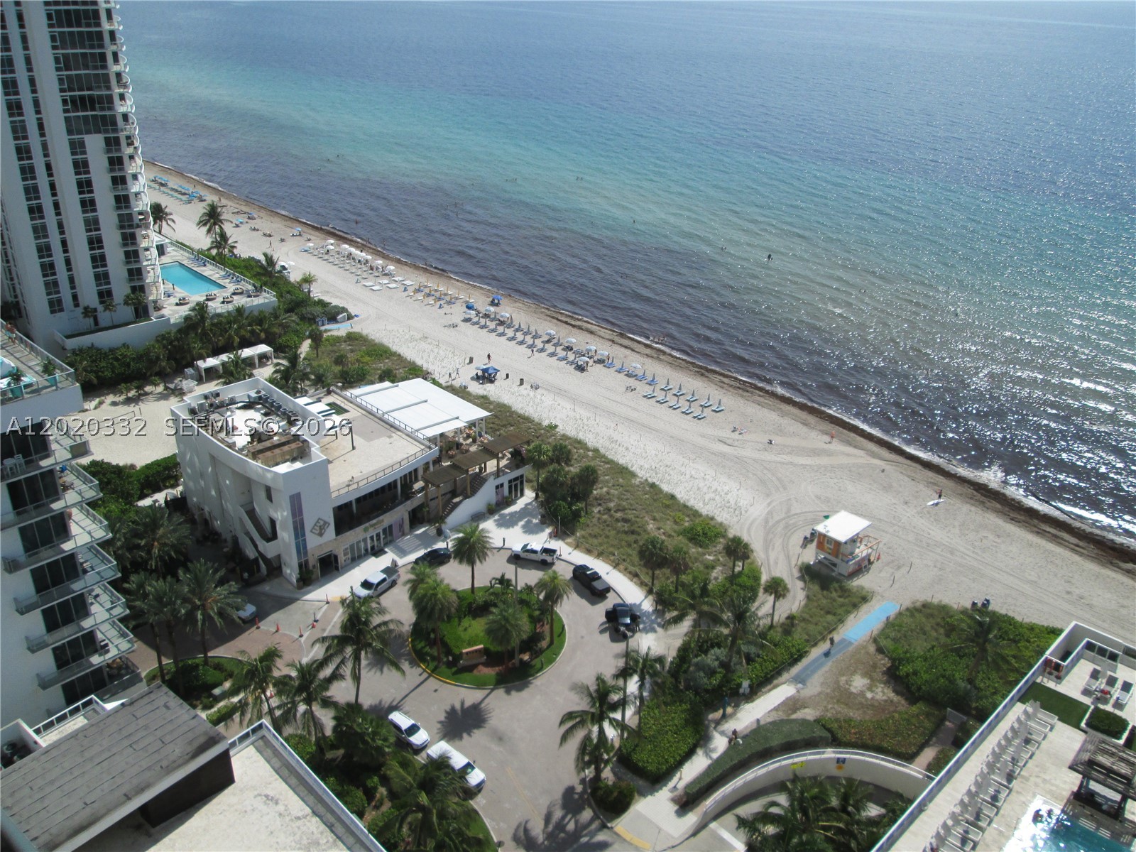 image Beach Club 317