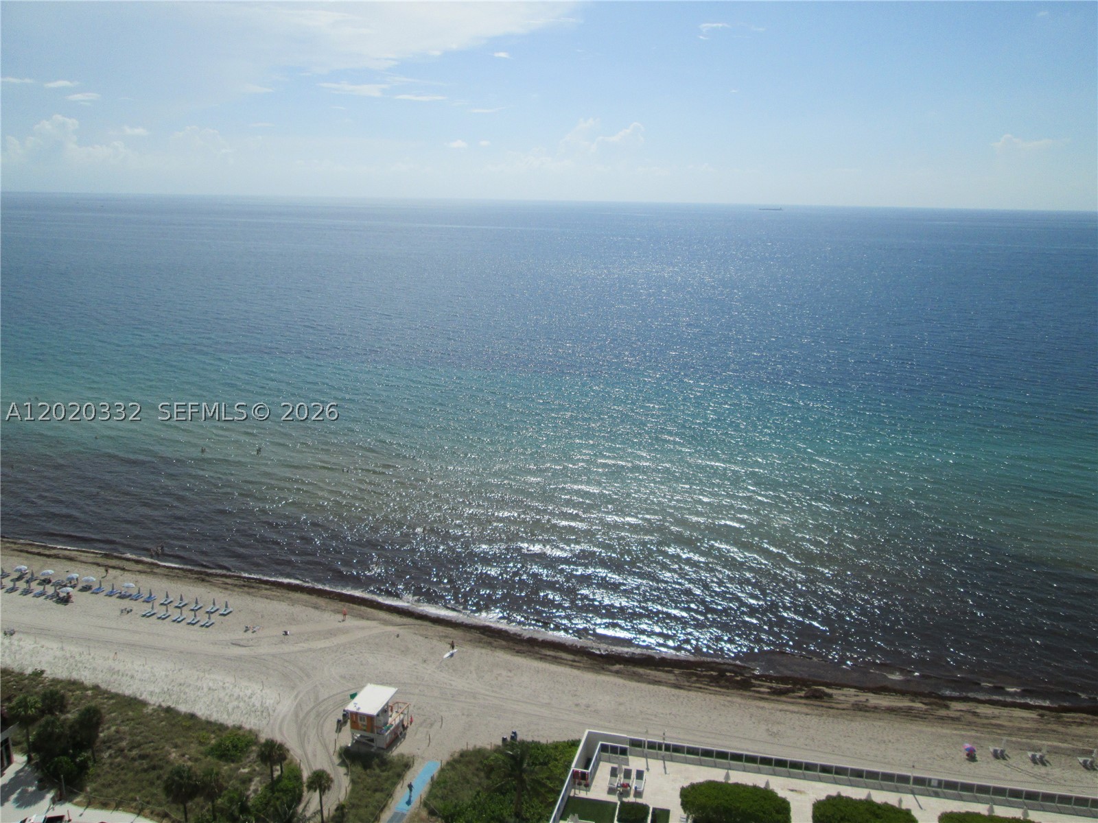 image Beach Club 318