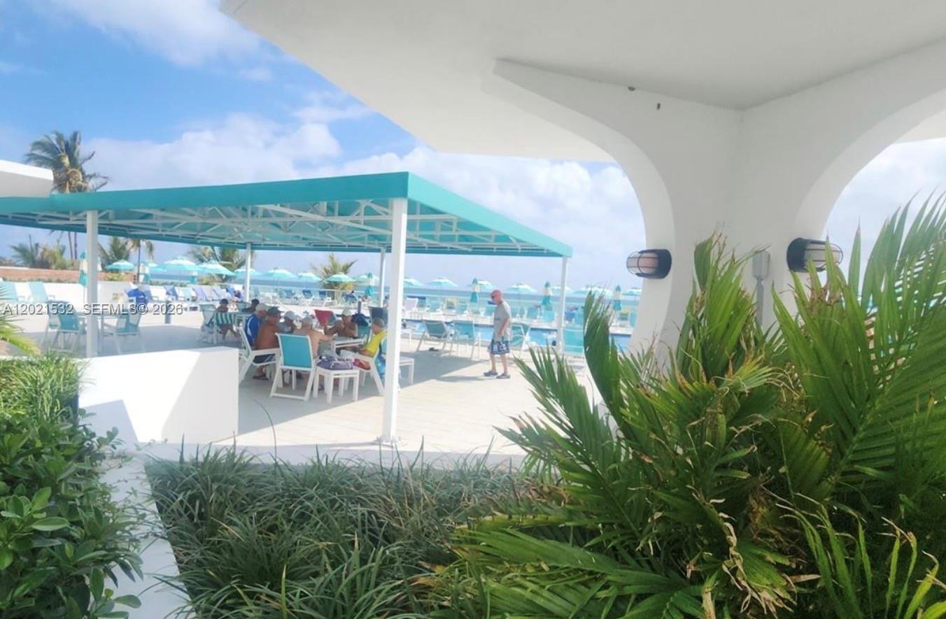 3140 S Ocean Dr #1003 Hallandale Beach, FL 33009