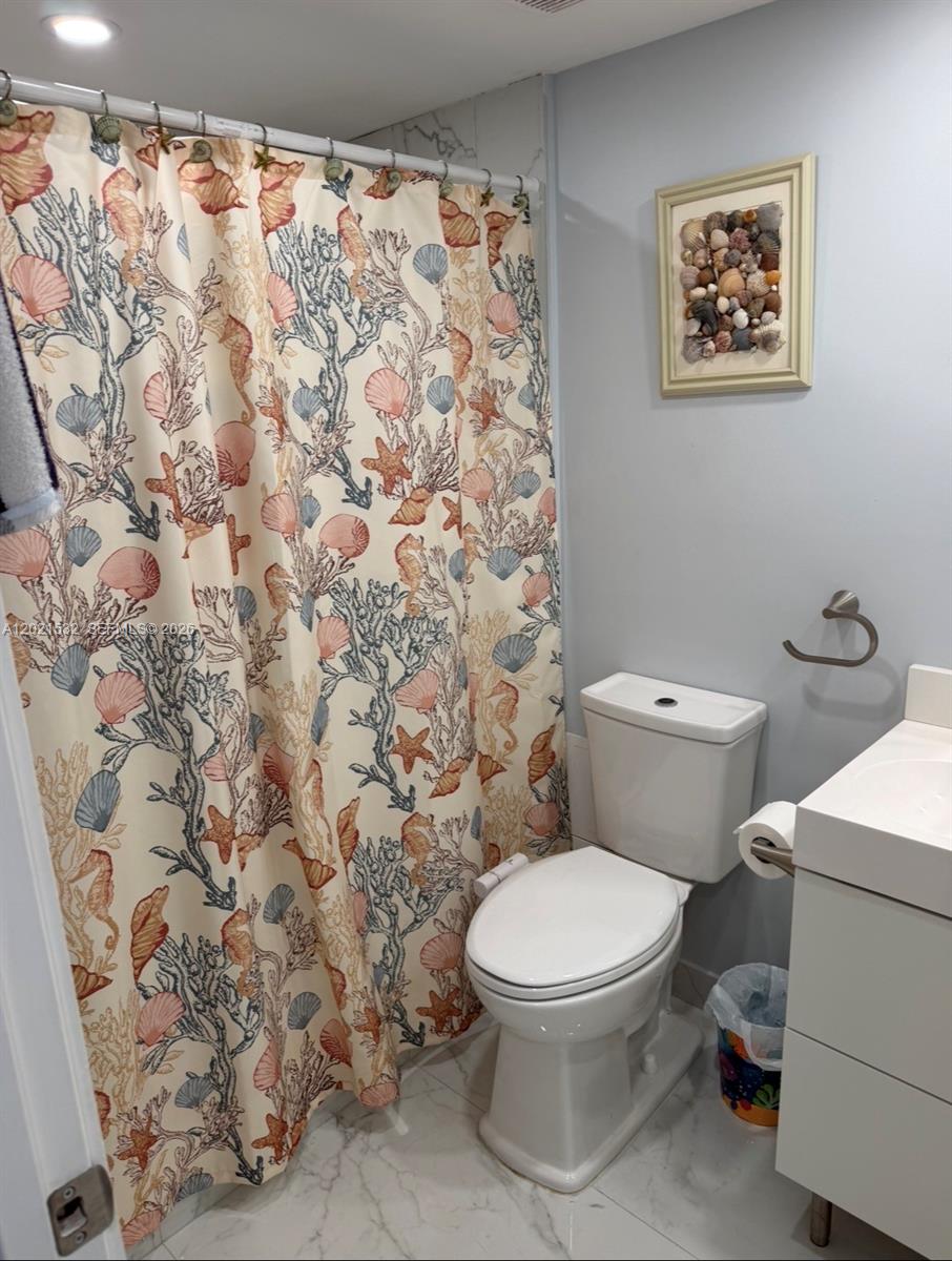 3140 S Ocean Dr #1003 Hallandale Beach, FL 33009
