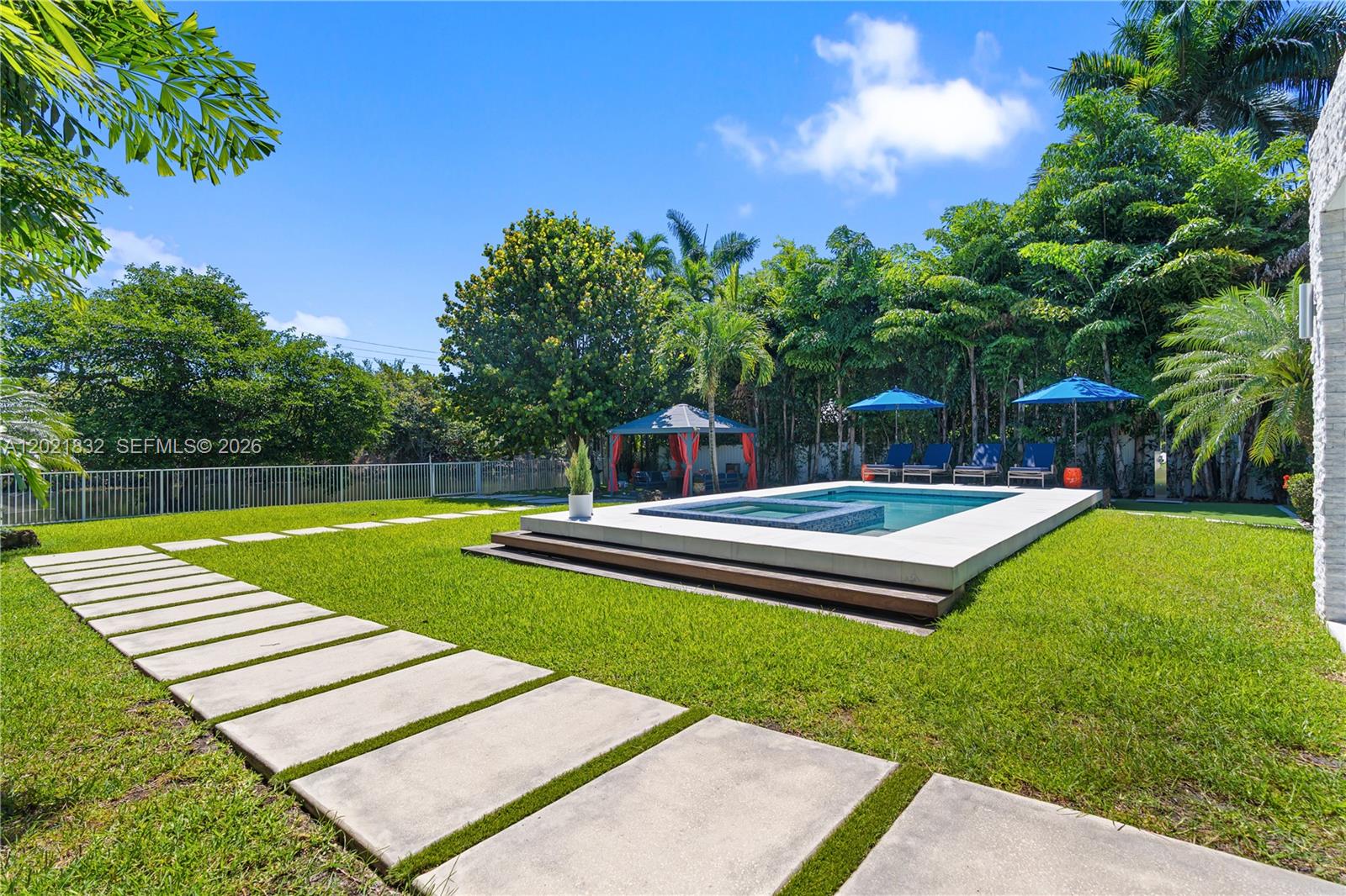 14441 S Biscayne Riv Rd Miami, FL 33161