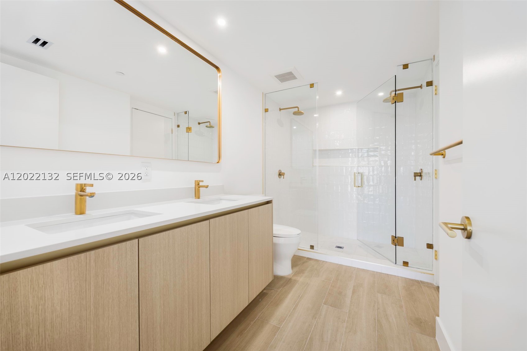 image The Standard Residences Midtown Miami8