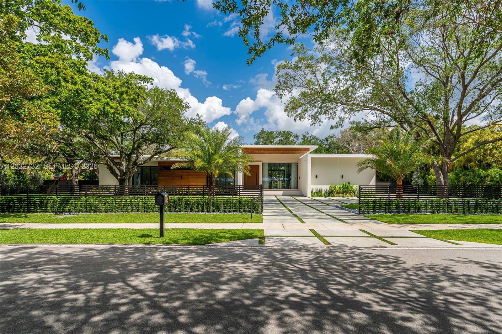 7825 SW 128th St Pinecrest, FL 33156