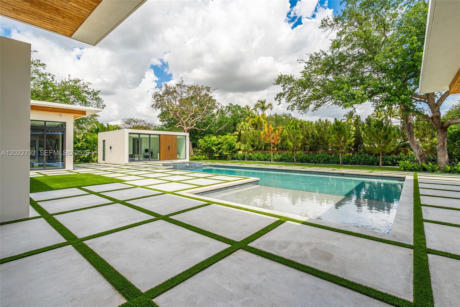 7825 SW 128th St Pinecrest, FL 33156