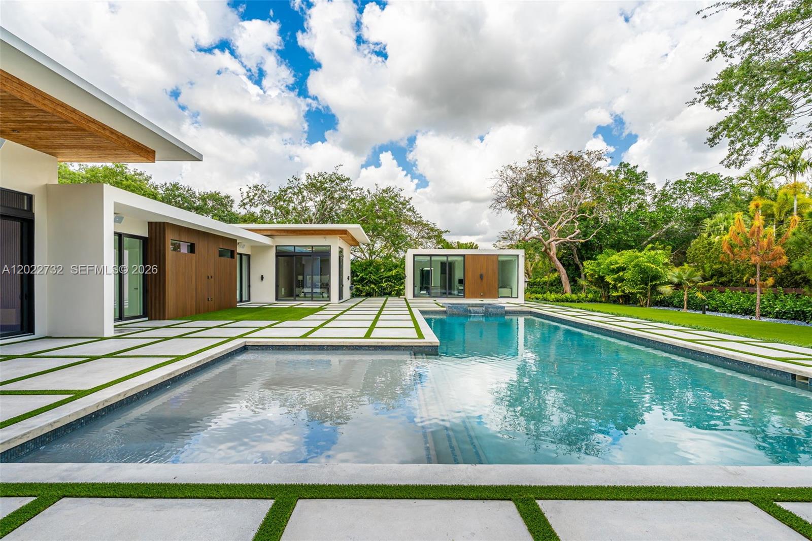 7825 SW 128th St Pinecrest, FL 33156