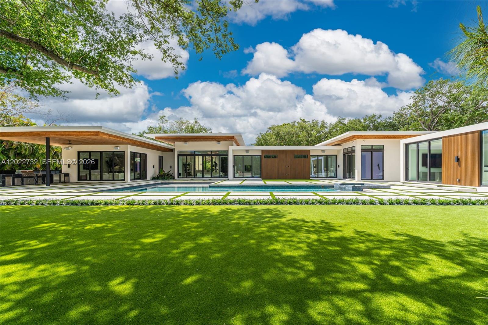7825 SW 128th St Pinecrest, FL 33156