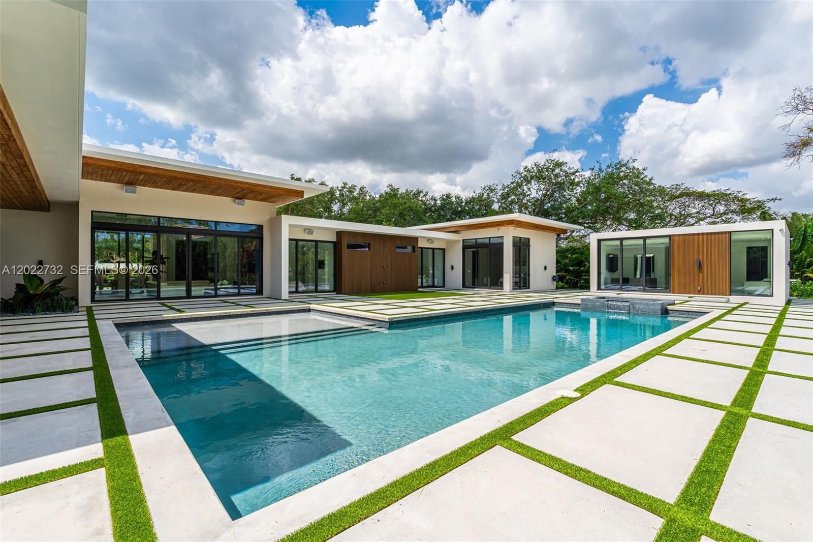 7825 SW 128th St Pinecrest, FL 33156