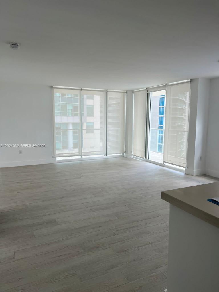 1155 Brickell Bay Dr #1202 Miami, FL 33131
