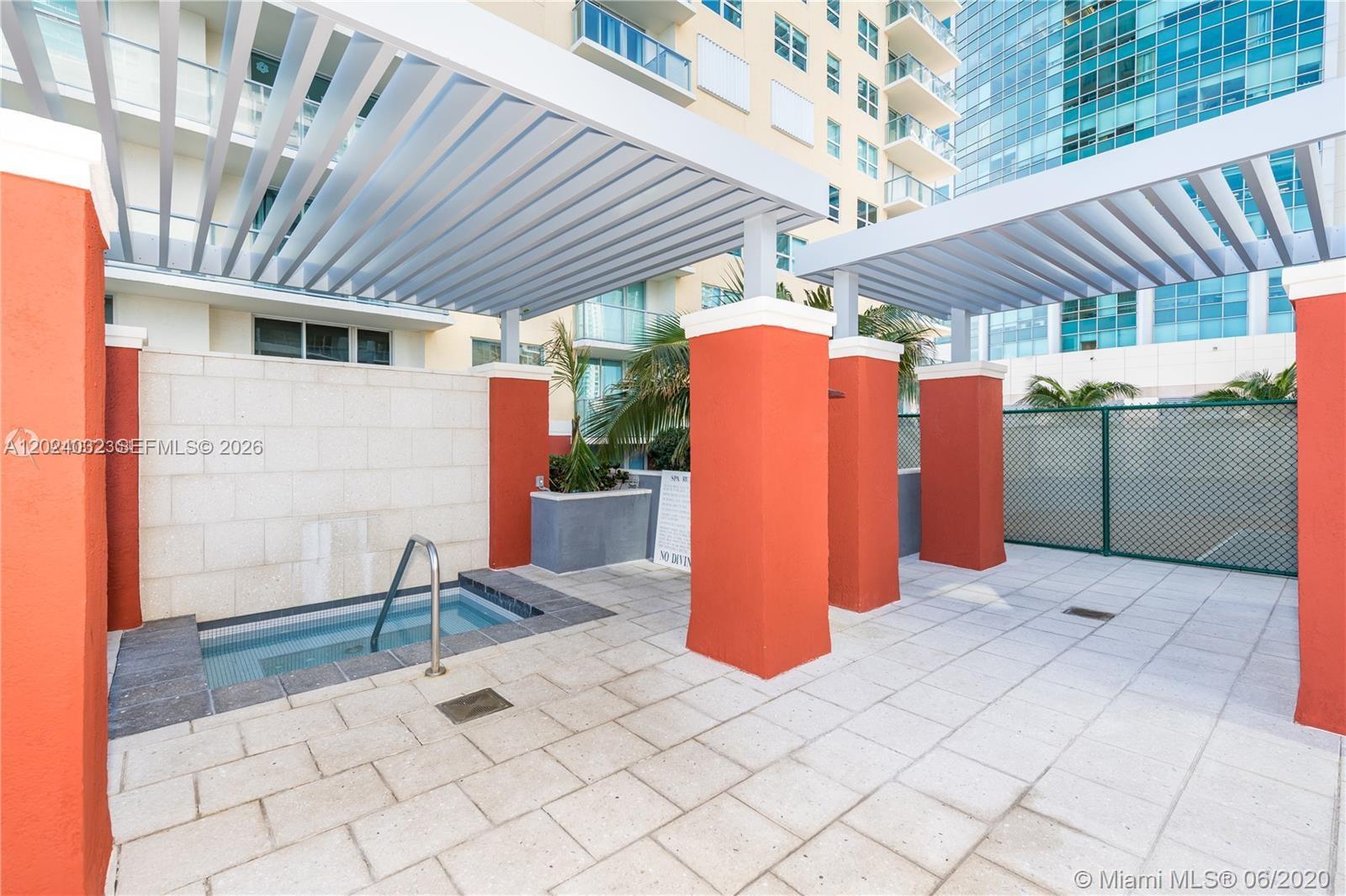 1155 Brickell Bay Dr #1202 Miami, FL 33131