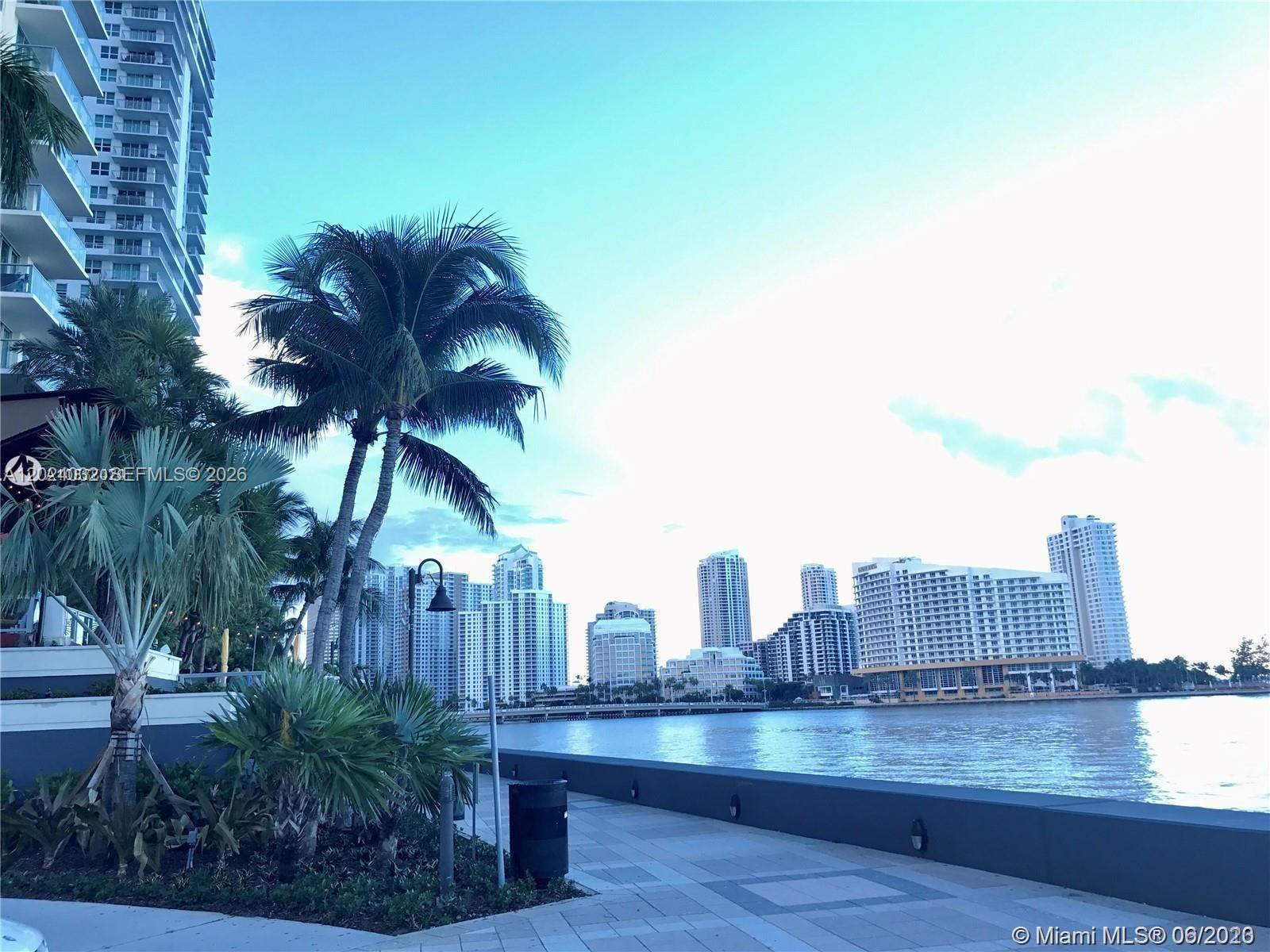 1155 Brickell Bay Dr #1202 Miami, FL 33131